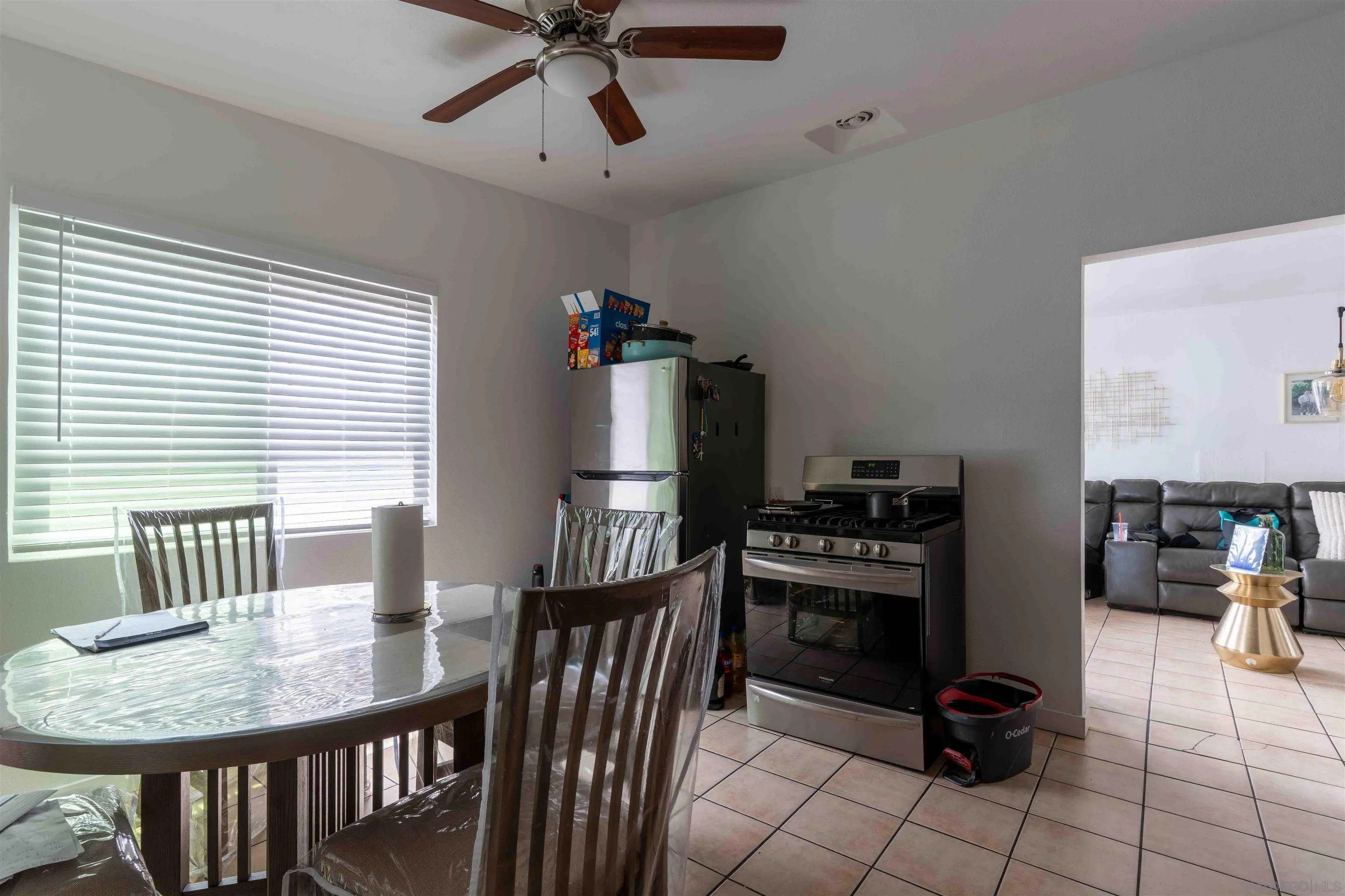 https://cdn.realtyfeed.com/cdn/127/260020258/82800af993dab360eec4a9633c39b8c0.webp