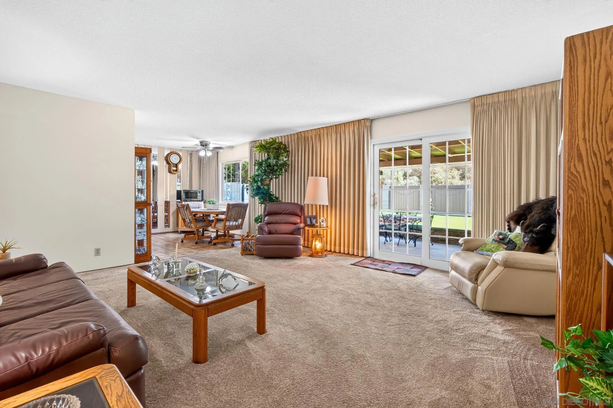 https://cdn.realtyfeed.com/cdn/127/260020259/73a15b23e57f281d8ecd2c6048bd8d8b.webp