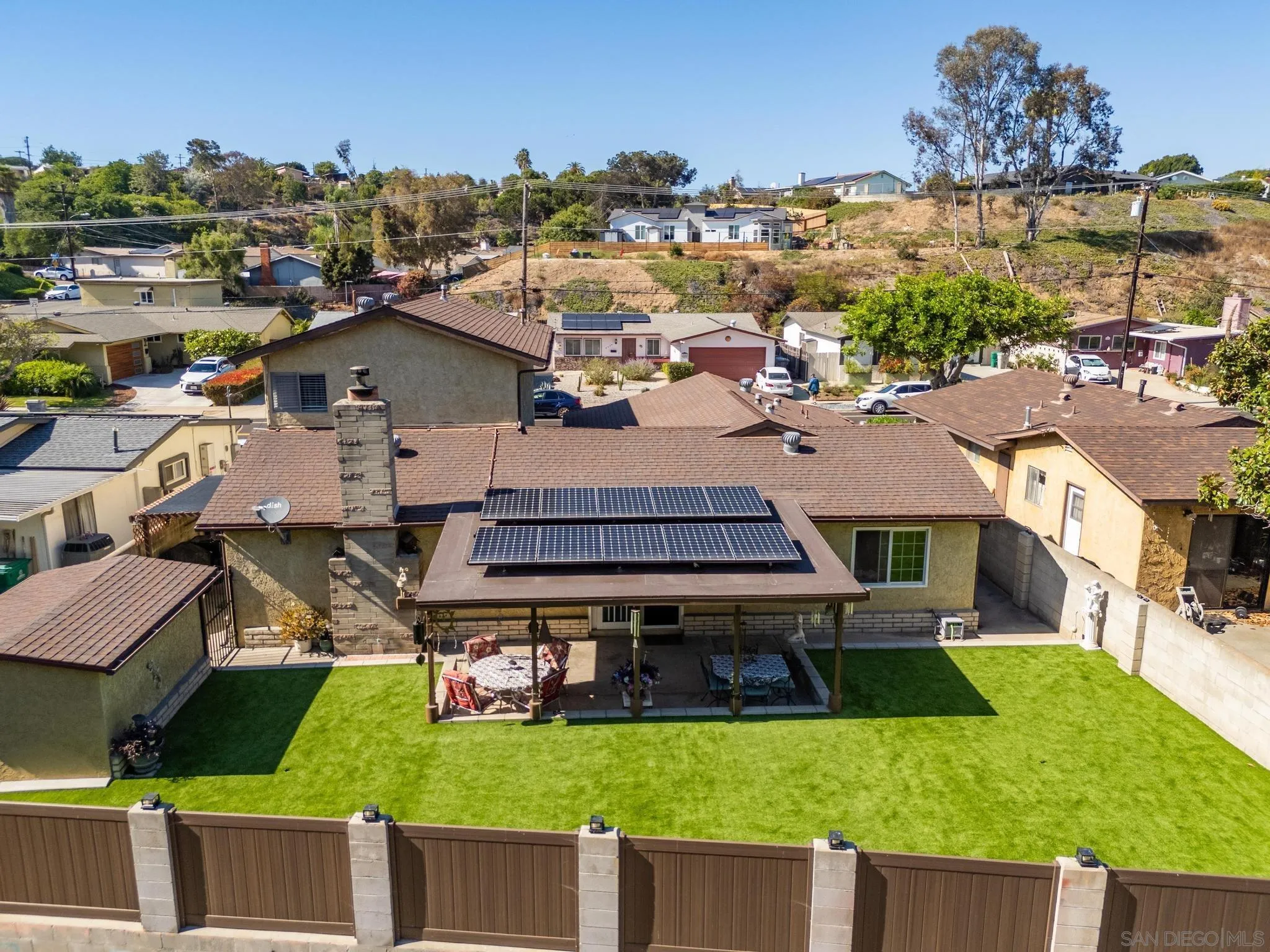 https://cdn.realtyfeed.com/cdn/127/260020259/b92416fd3d505985a8117b5e6b84f6ad.webp
