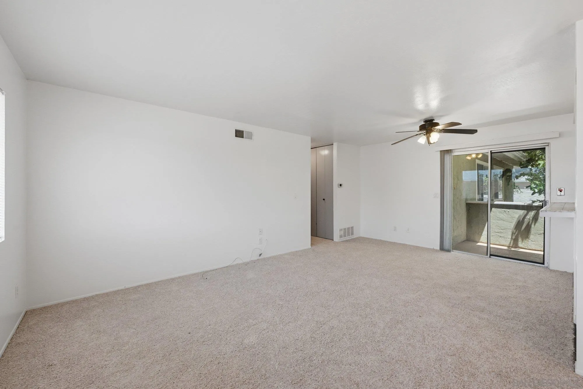 https://cdn.realtyfeed.com/cdn/127/260020265/78853747c35606a584c3115c7ee67a6f.webp