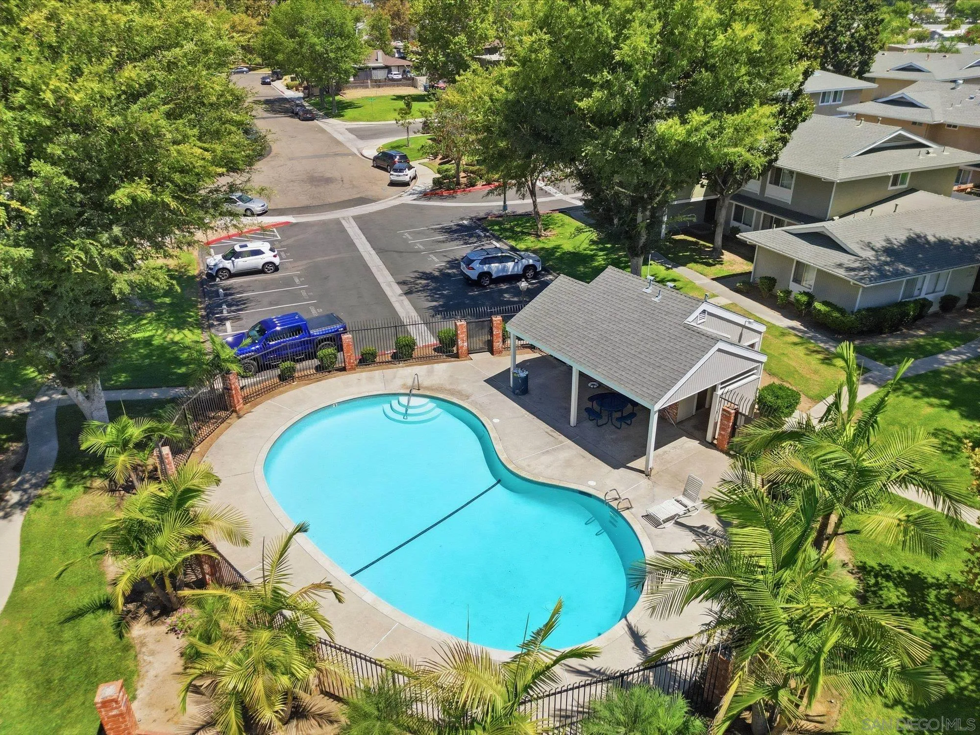https://cdn.realtyfeed.com/cdn/127/260020265/b3cb9b8c855a20a1712e2ab60fc0fcd3.webp