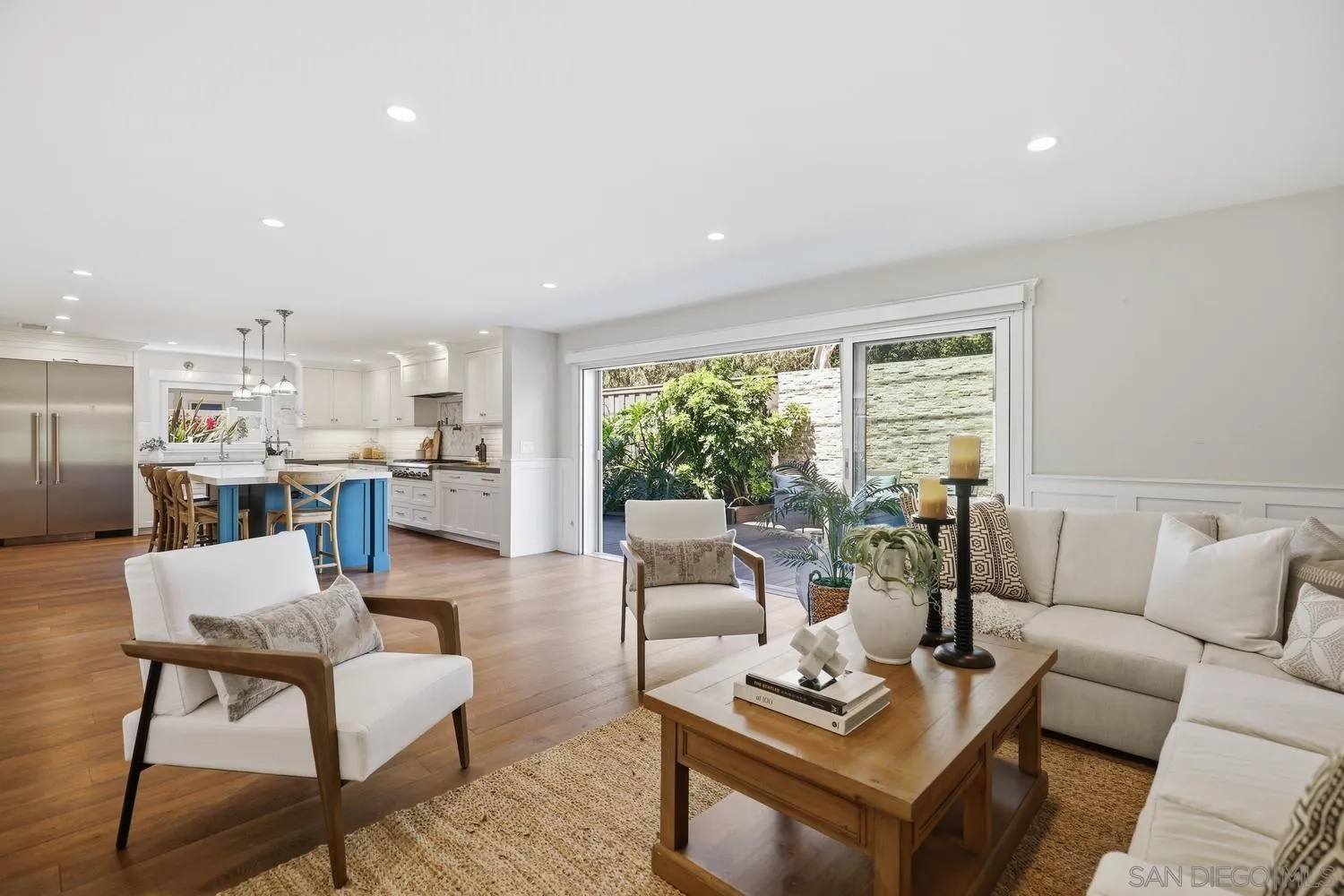 https://cdn.realtyfeed.com/cdn/127/260020272/6f4160b0c5d485d9e749f557bd66f8d1.webp