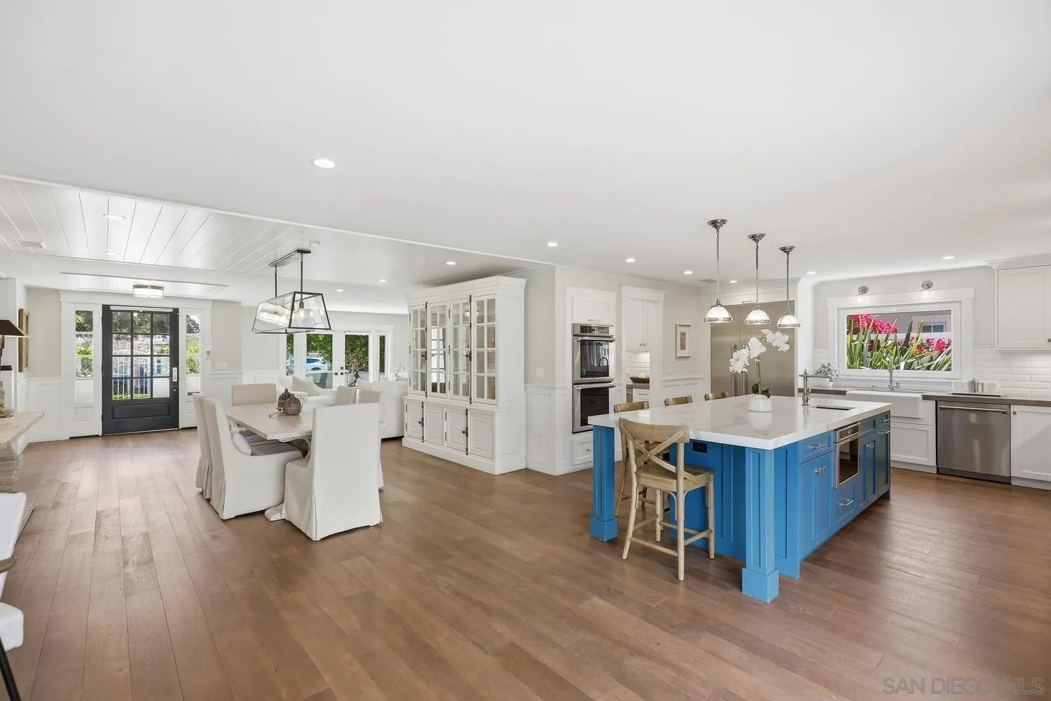 https://cdn.realtyfeed.com/cdn/127/260020272/7d4e3e6931440020da1826861ecbd6cd.webp