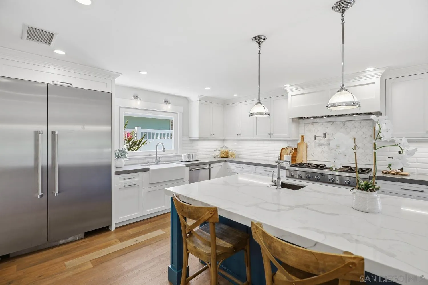 https://cdn.realtyfeed.com/cdn/127/260020272/cde7d891673cade9a76b238a13751e30.webp