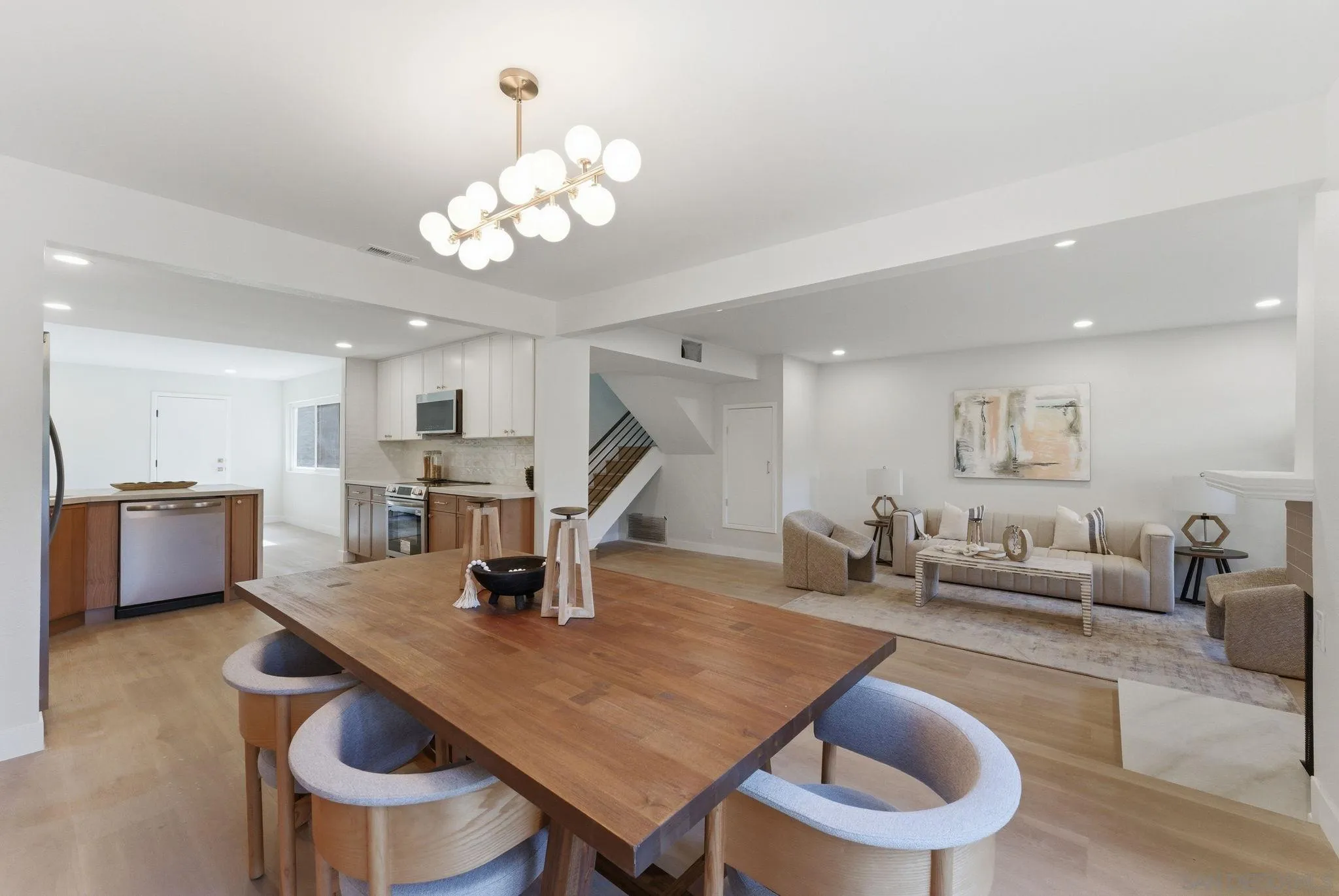 Photo #7: 260020274 Listing: Photo #7
