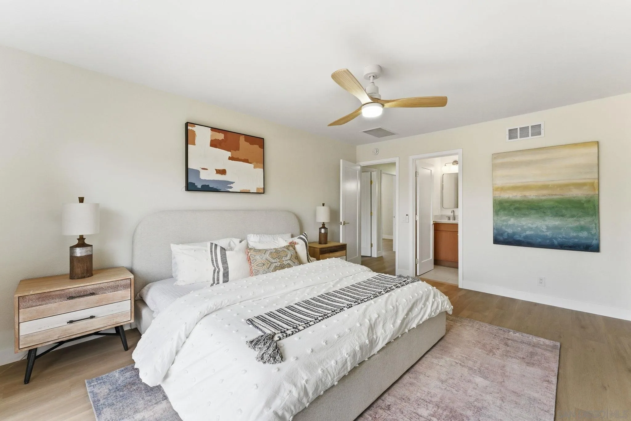 Photo #8: 260020274 Listing: Photo #8