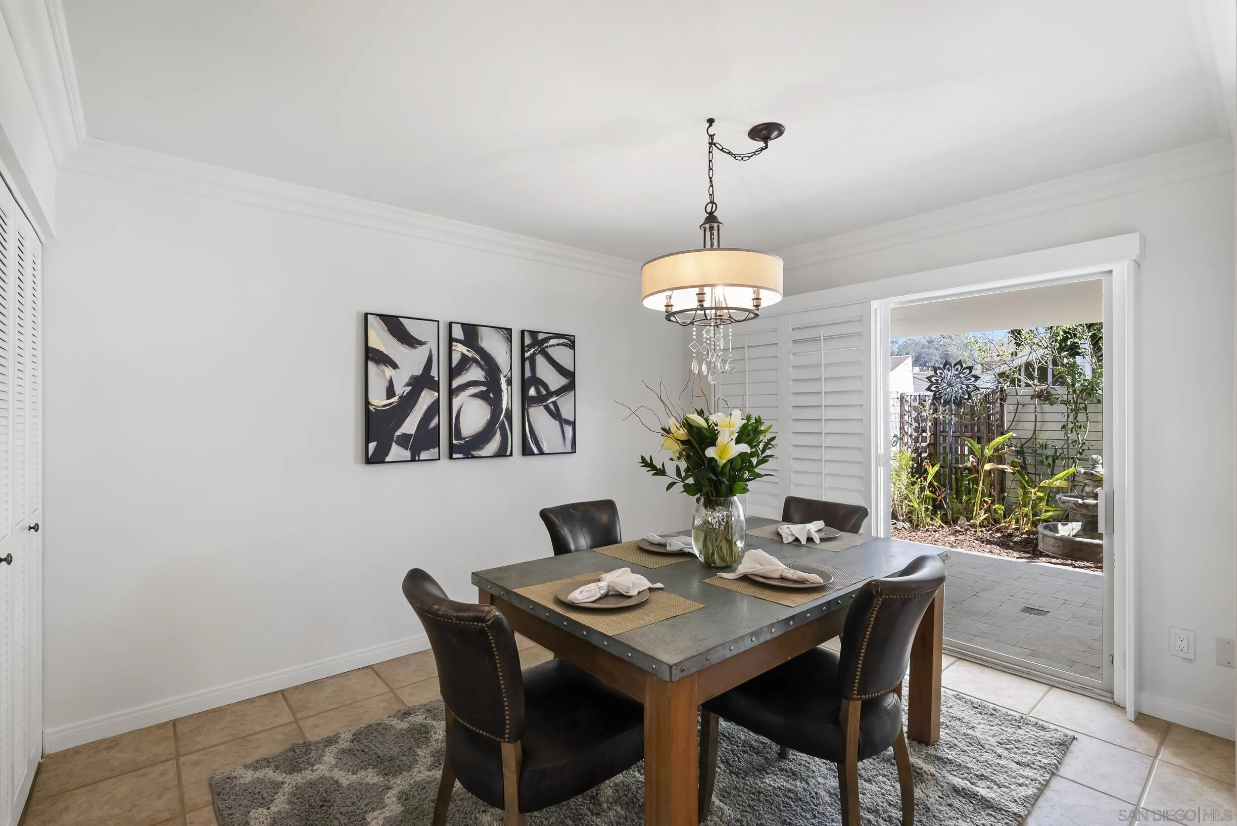 https://cdn.realtyfeed.com/cdn/127/260020278/a678ad4ea2e5c82f01215ab9f5f25e81.webp