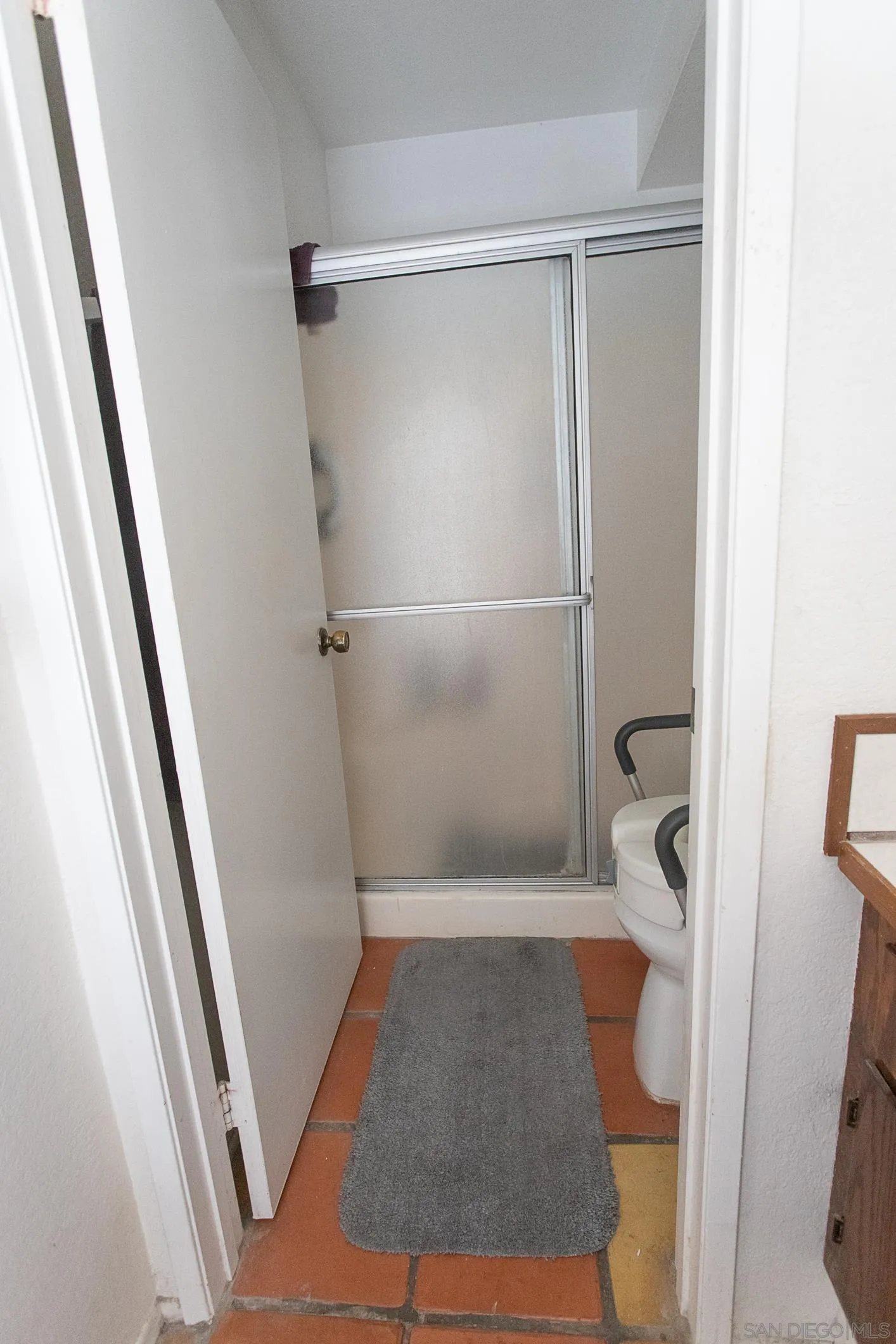 https://cdn.realtyfeed.com/cdn/127/260020285/4c56326d7e64232a250a57adbd4efb98.webp