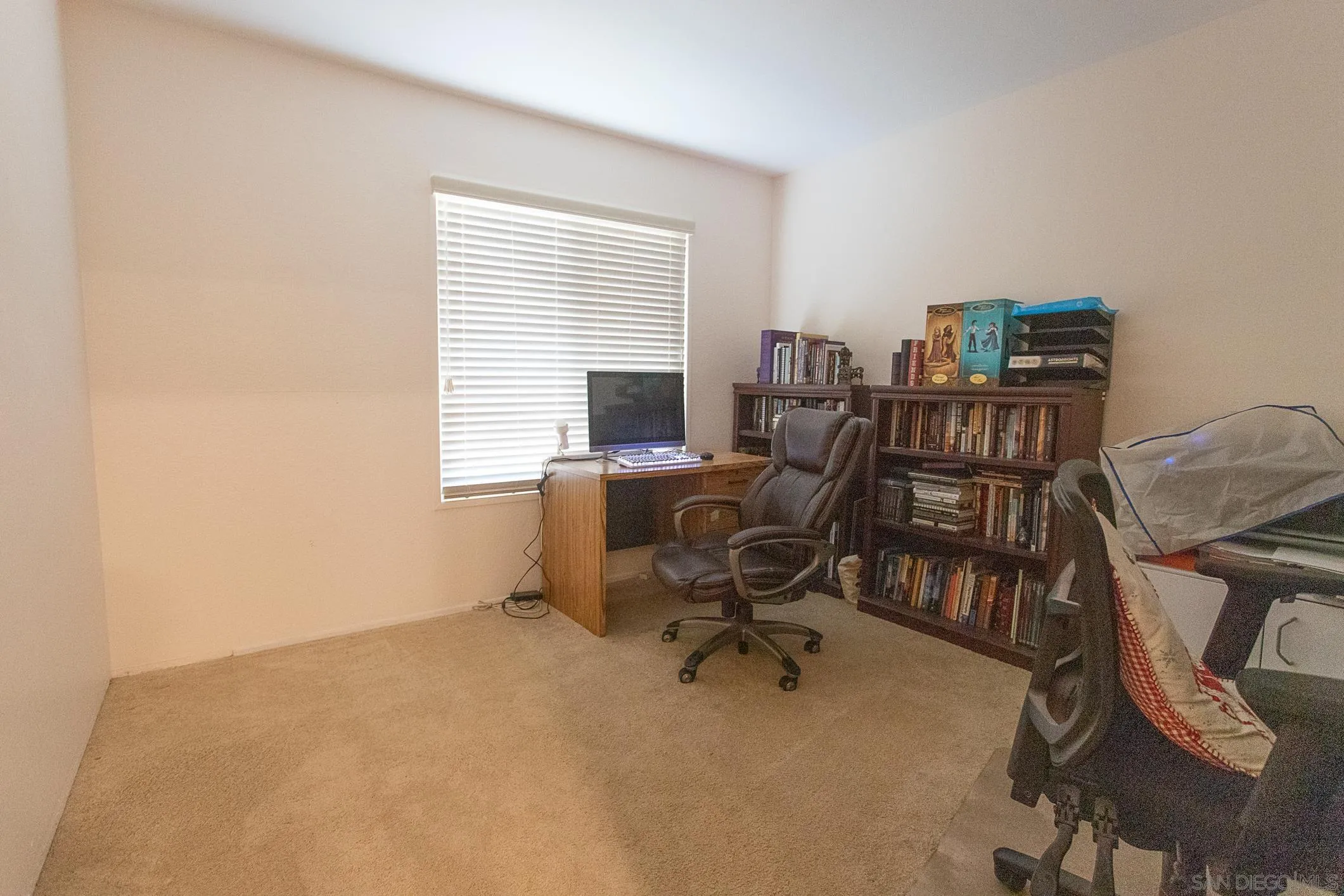 https://cdn.realtyfeed.com/cdn/127/260020285/ccc3f63ad75a9e038b005abdf8883cd8.webp