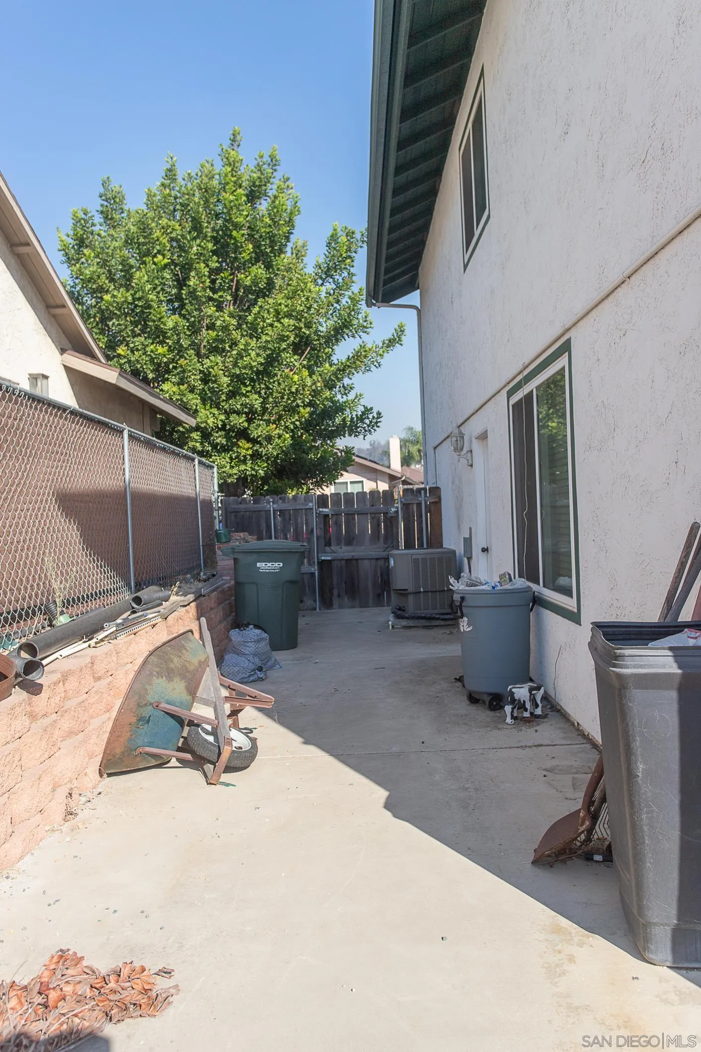 https://cdn.realtyfeed.com/cdn/127/260020285/dd403fc33cfdc97df8ef74ca5541effb.webp