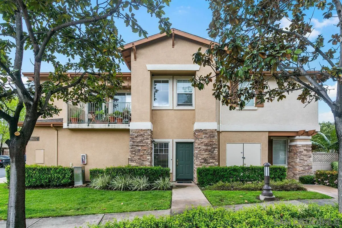9607 W Canyon Ter Unit 1, San Diego, CA 92123 - Photo 3 of 34, San Diego, CA