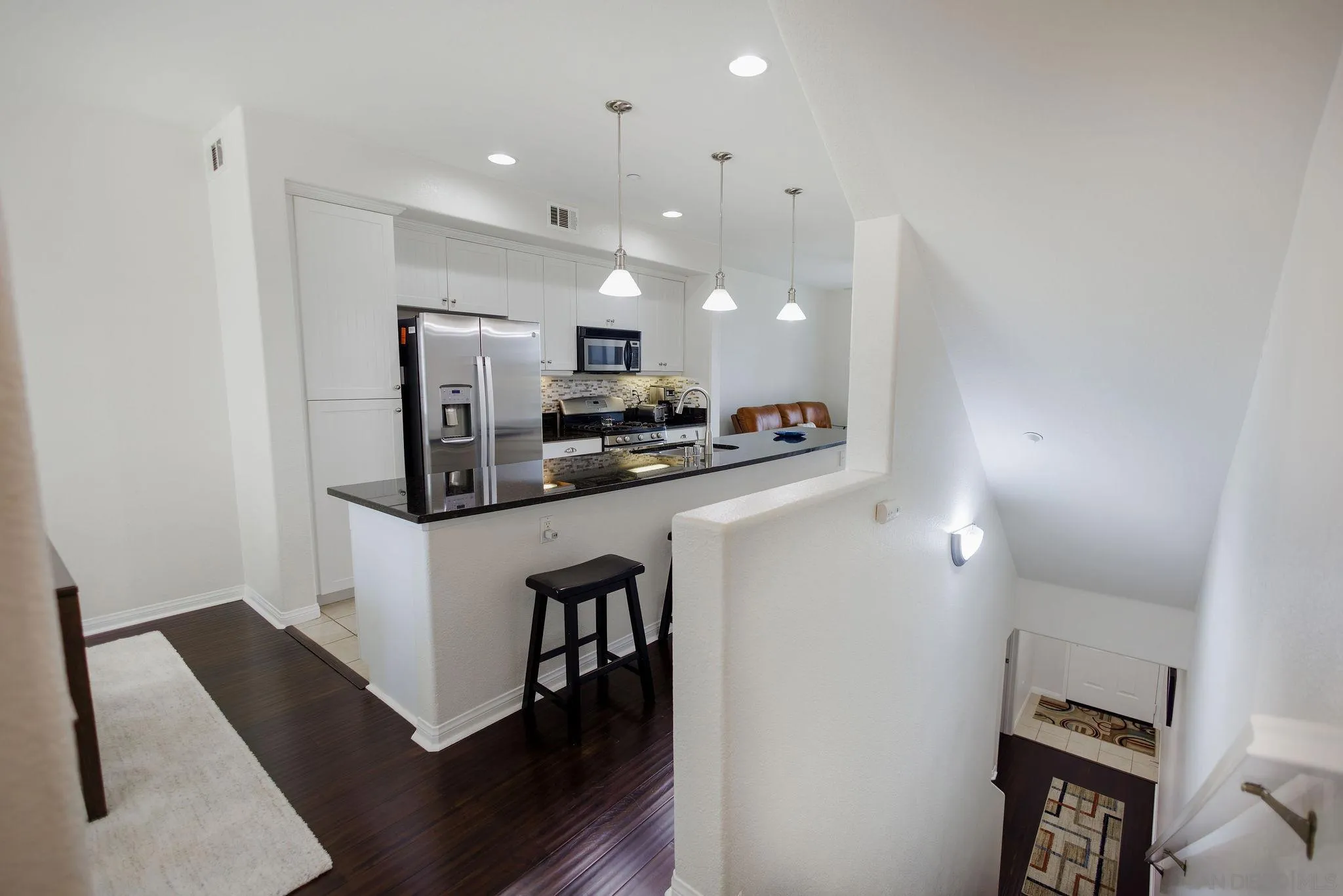 Photo #3: 260020291 Listing: Photo #3
