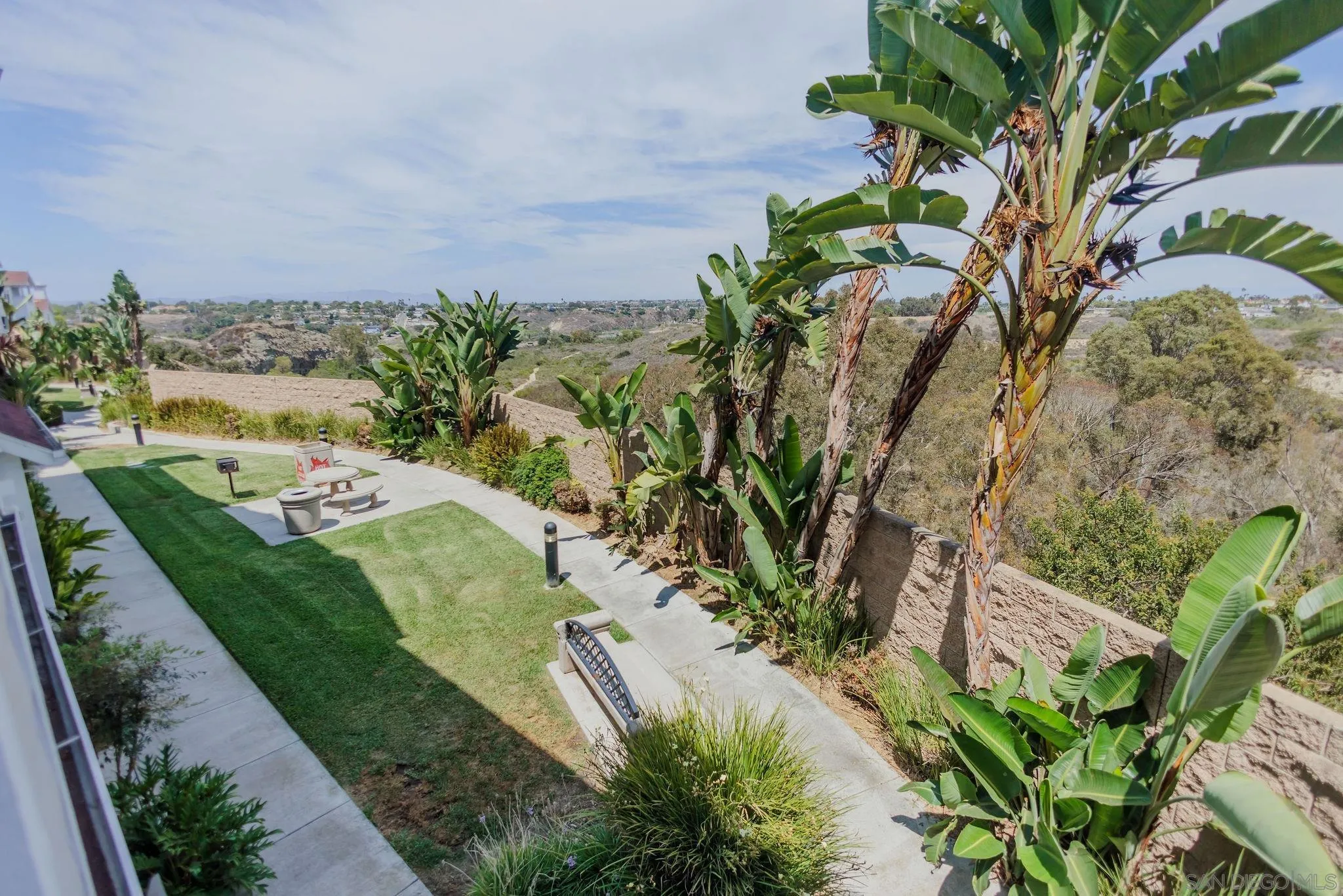 Photo #14: 260020291 Listing: Photo #14