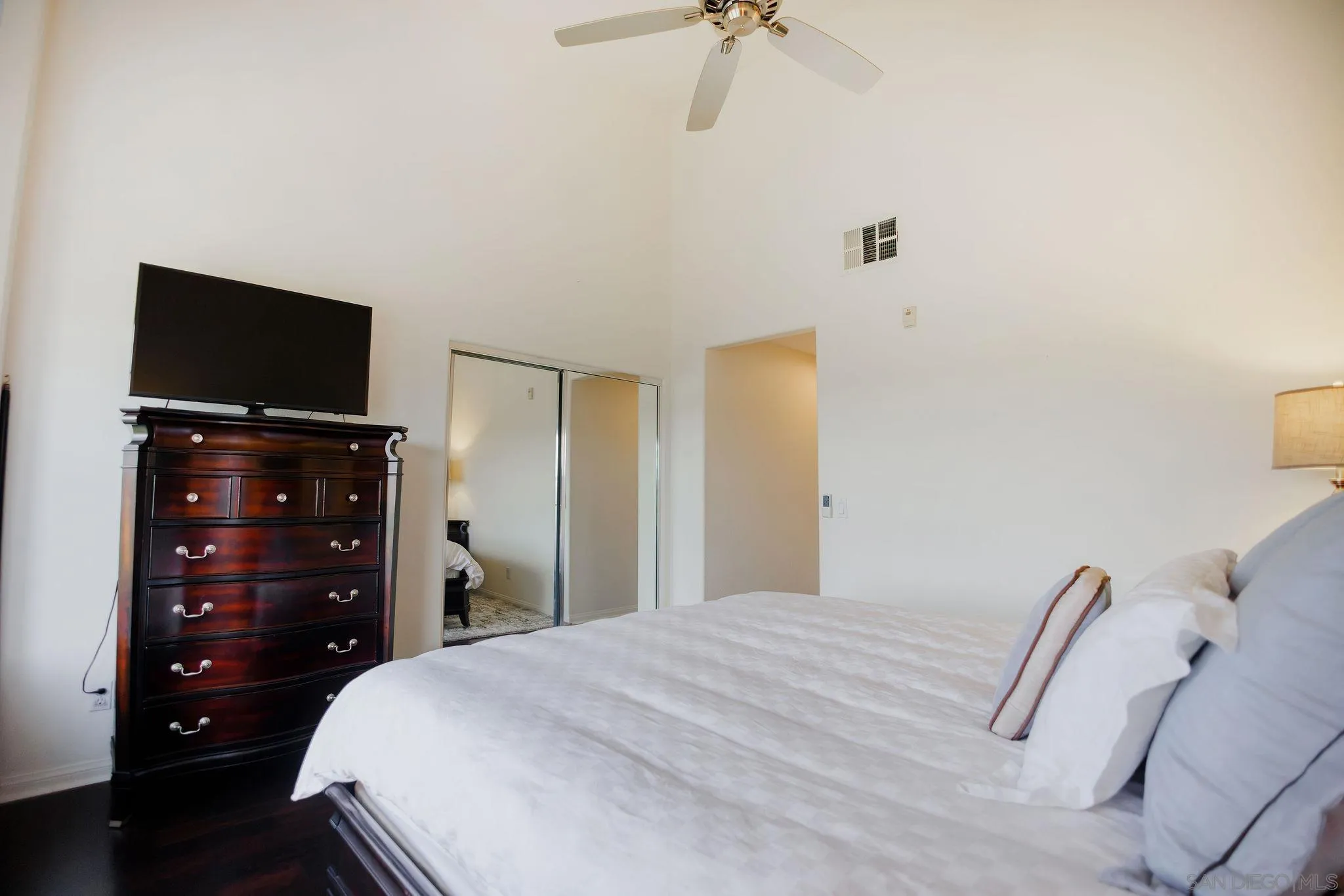 Photo #20: 260020291 Listing: Photo #20