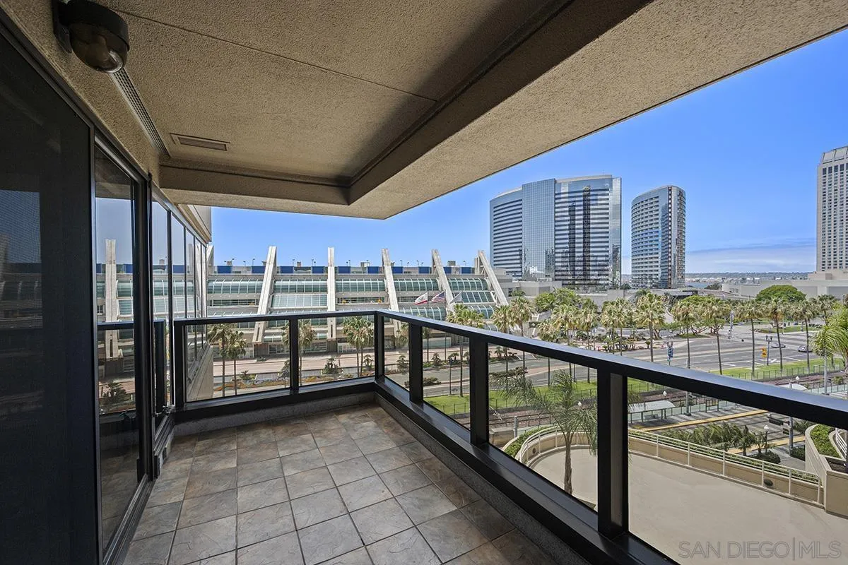 200 Harbor Drive Unit 703, San Diego, CA 92101 - Photo 4 of 53, San Diego, CA