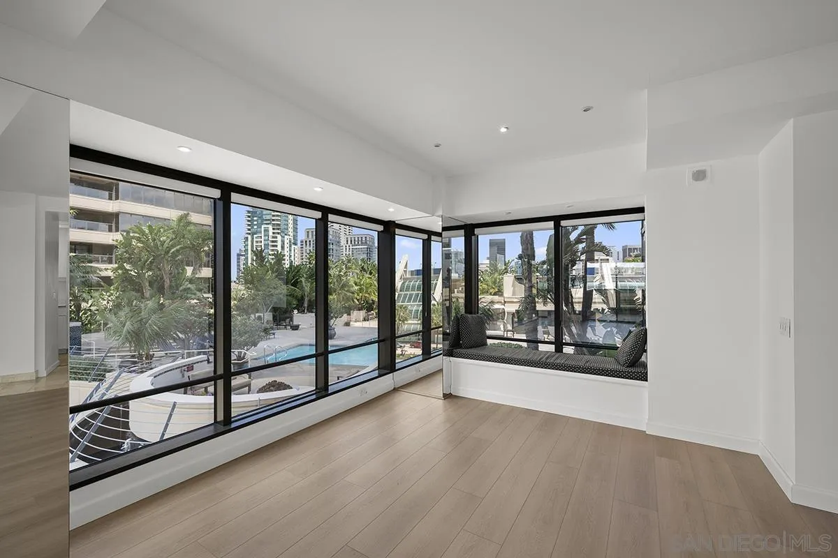 Photo #10: 260020295 Listing: Photo #10