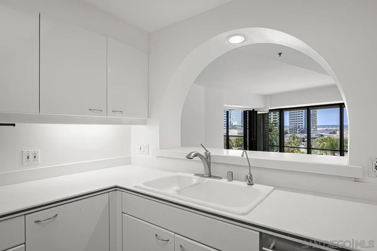 https://cdn.realtyfeed.com/cdn/127/260020295/acb7e39a69d579f823e9aaa45fea5e9a.webp