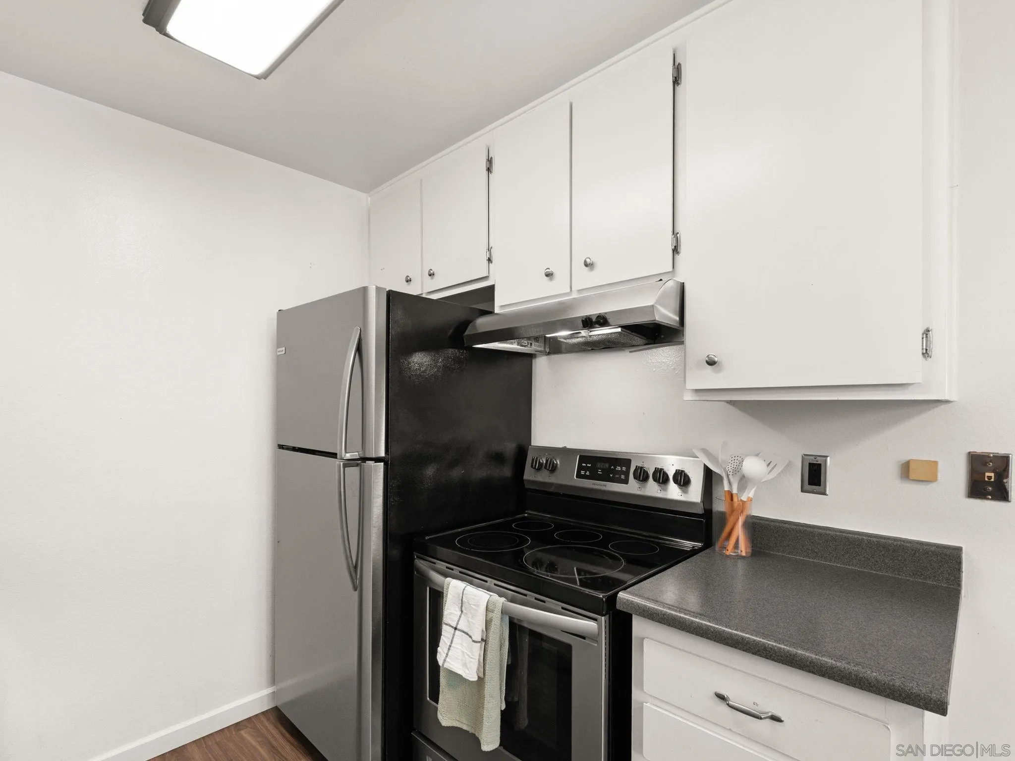 Photo #15: 260020296 Listing: Photo #15
