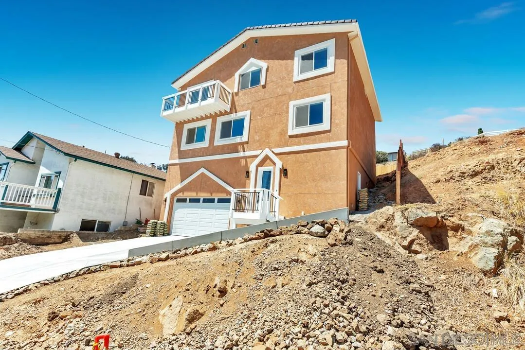 1302 La Presa, Spring Valley, CA 91977 - Photo 4 of 64, Spring Valley, CA