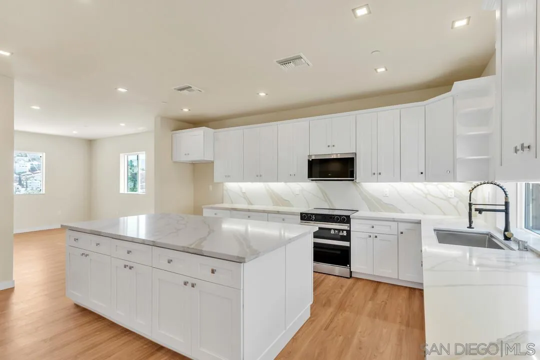 1302 La Presa, Spring Valley, CA 91977 - Photo 5 of 64, Spring Valley, CA