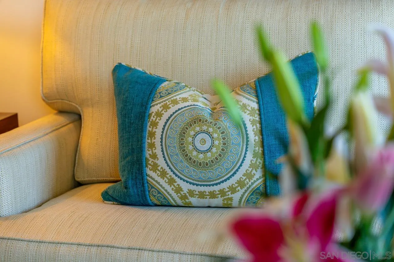 Photo #17: 2600203 Listing: Photo #17