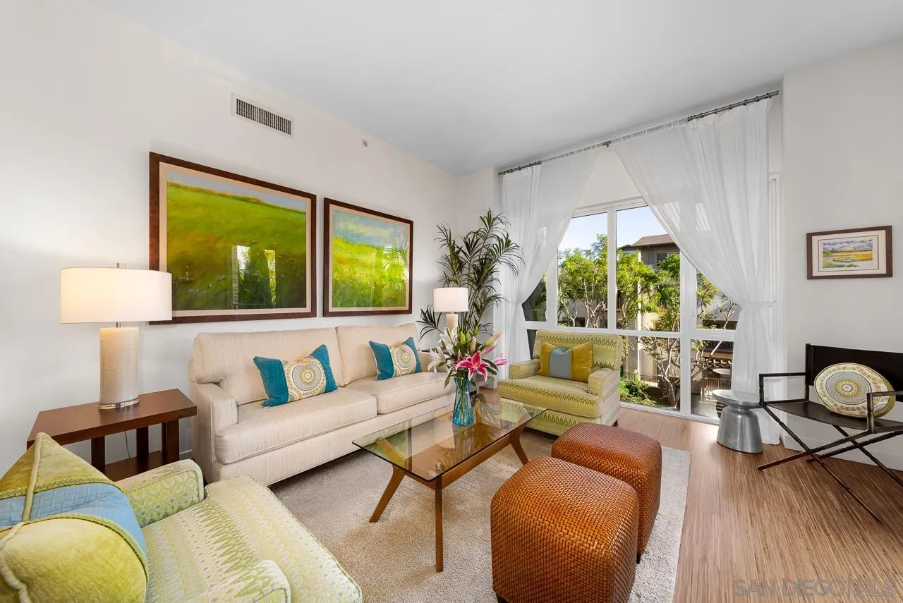 Photo #12: 2600203 Listing: Photo #12