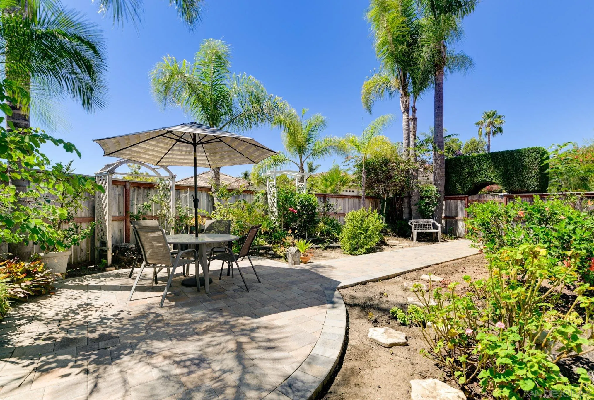 https://cdn.realtyfeed.com/cdn/127/260020300/71586a51157221a433a3eb05b05da268.webp