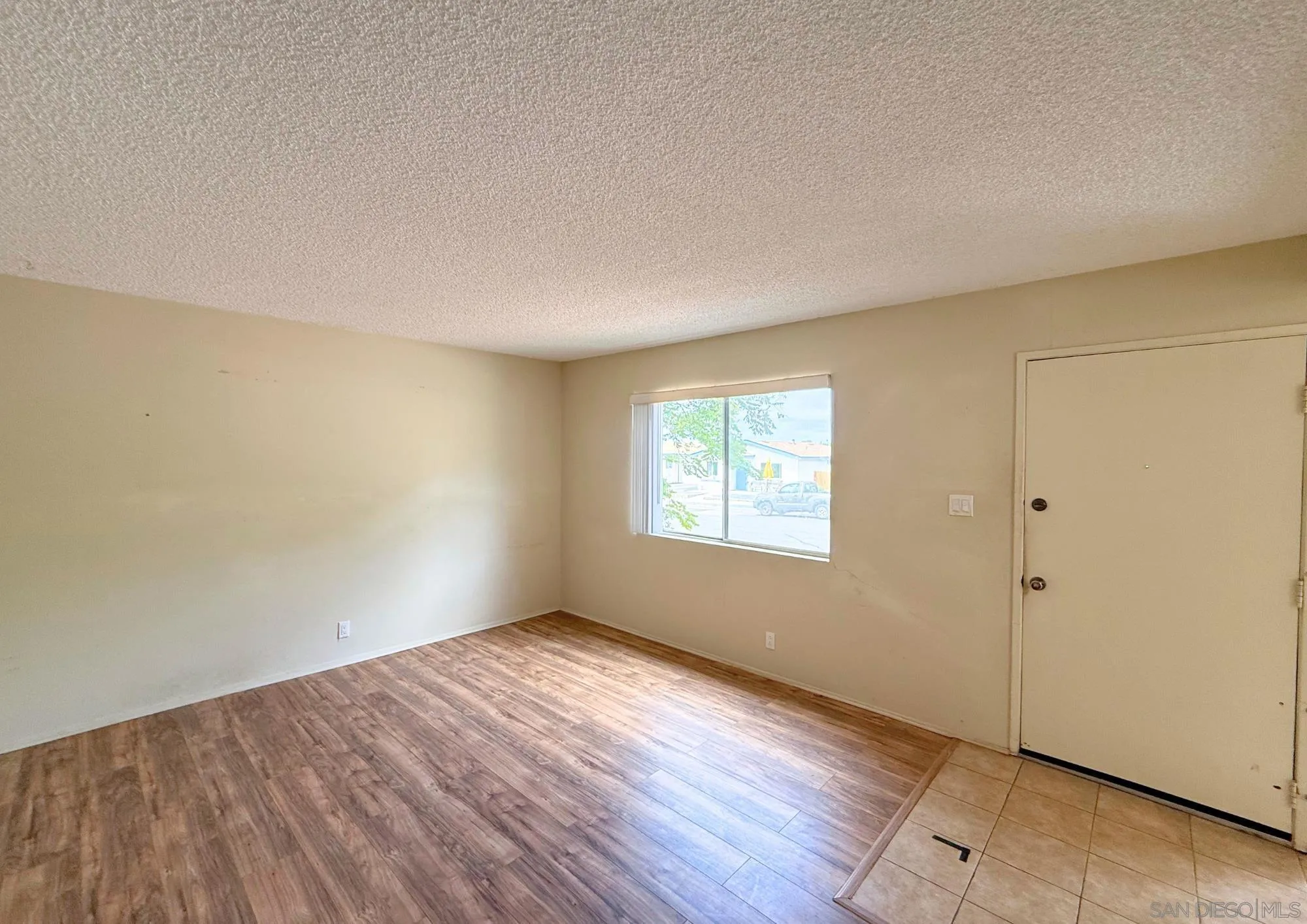 3671 Campus Dr, Oceanside, CA 92056 - Photo 5 of 40, Oceanside, CA