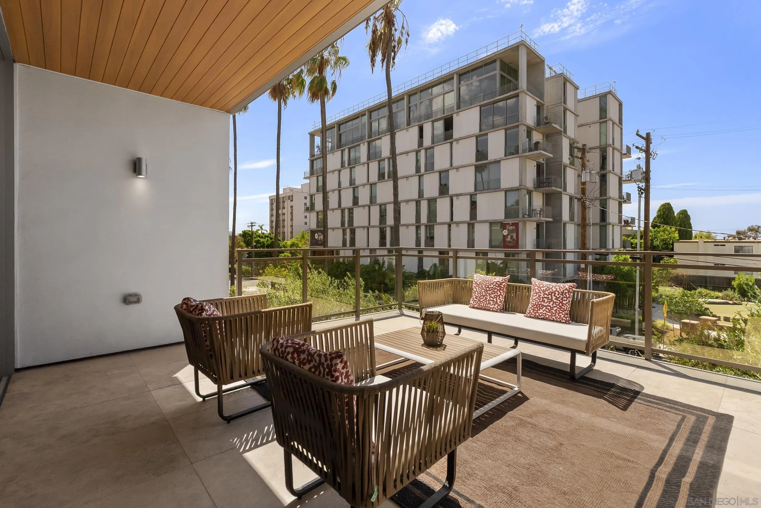 https://cdn.realtyfeed.com/cdn/127/260020302/103e17caa524f691b8ad7a75f502a8ab.webp