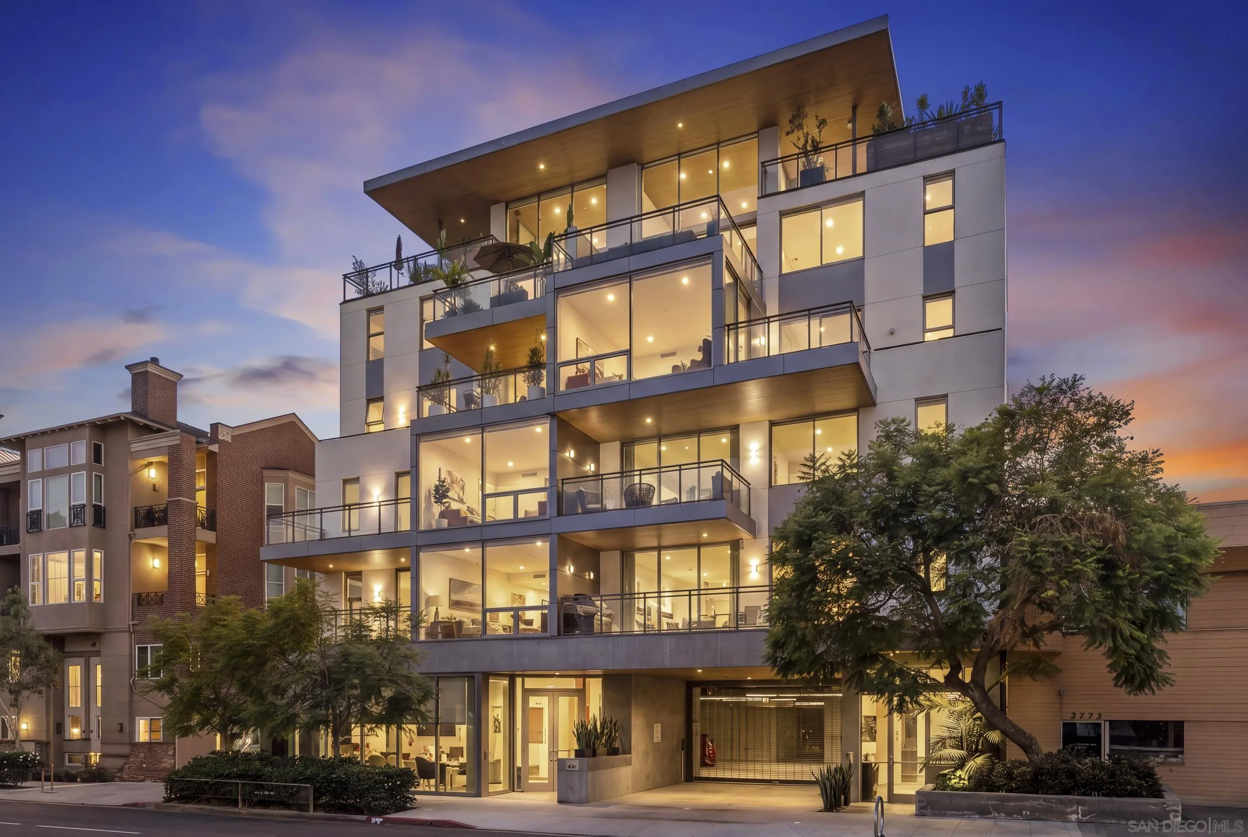 https://cdn.realtyfeed.com/cdn/127/260020302/31966bfc97c720156bd69335e5df7240.webp