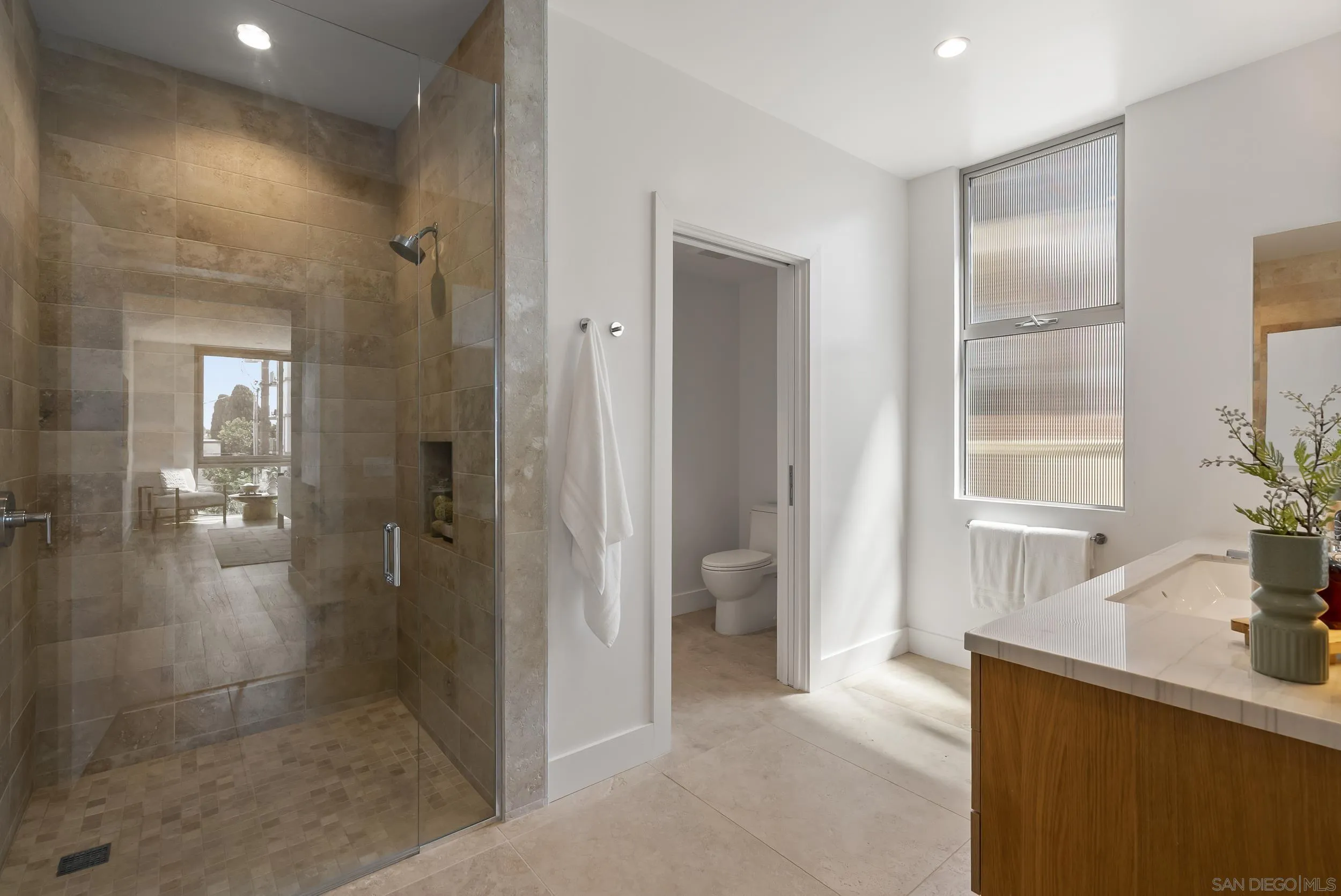 https://cdn.realtyfeed.com/cdn/127/260020302/a91dcbe922e079bf02e79c9ff77588d2.webp
