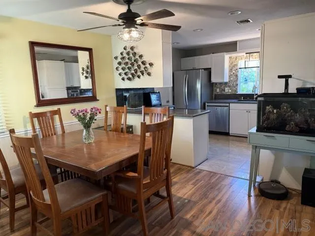 https://cdn.realtyfeed.com/cdn/127/260020304/e5e2bcb0911fac08c3cca2079bbebdeb.webp