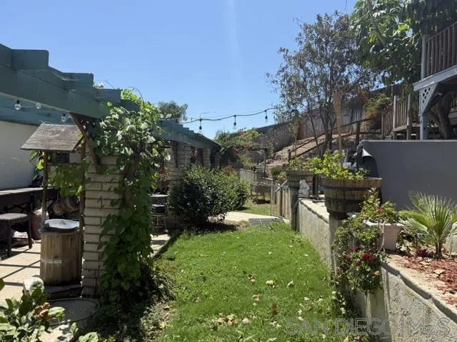 https://cdn.realtyfeed.com/cdn/127/260020304/f6ca2ebdc8c8bf6fba74a6d290f09c8c.webp