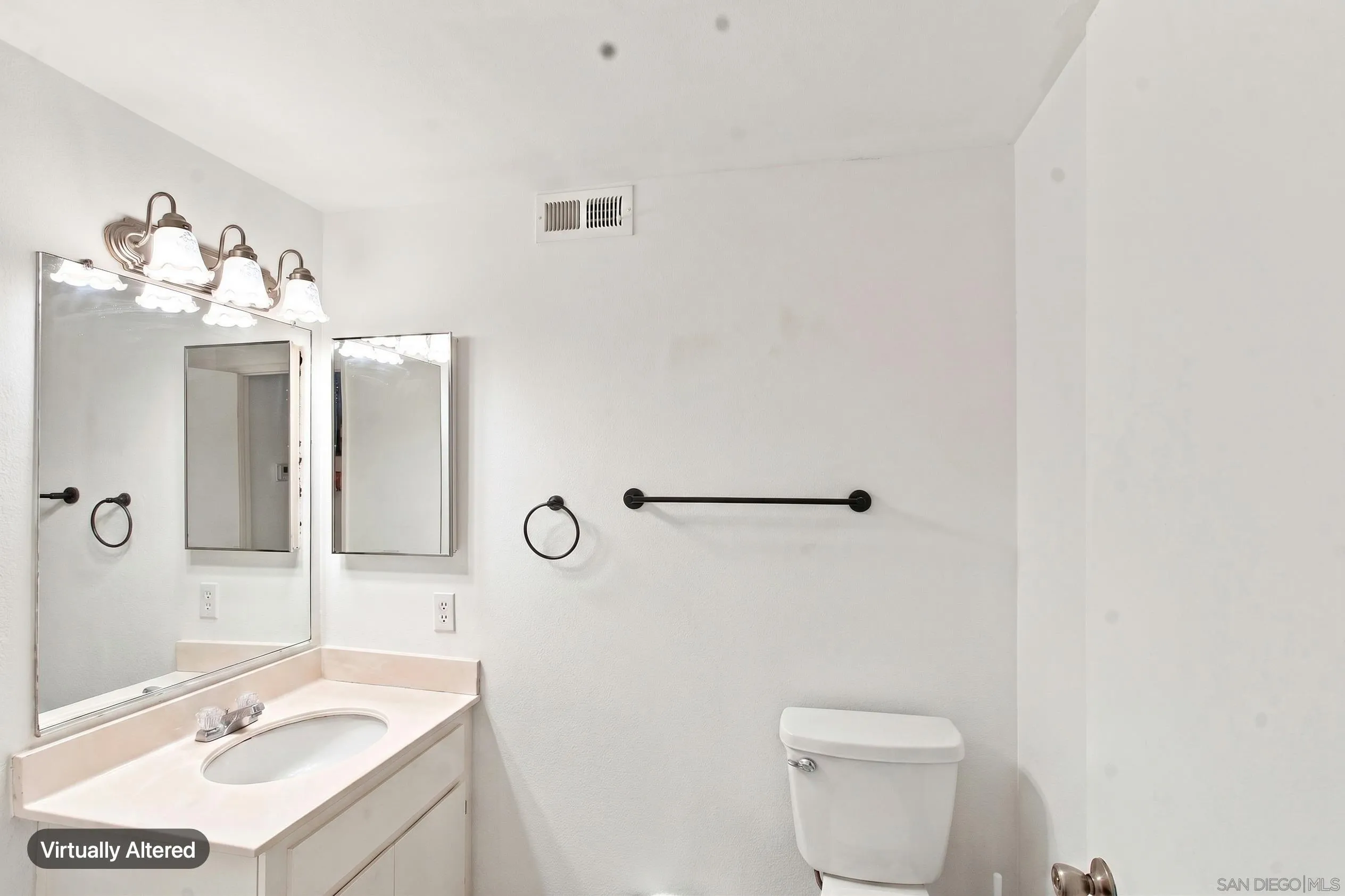 Photo #17: 260020307 Listing: Photo #17