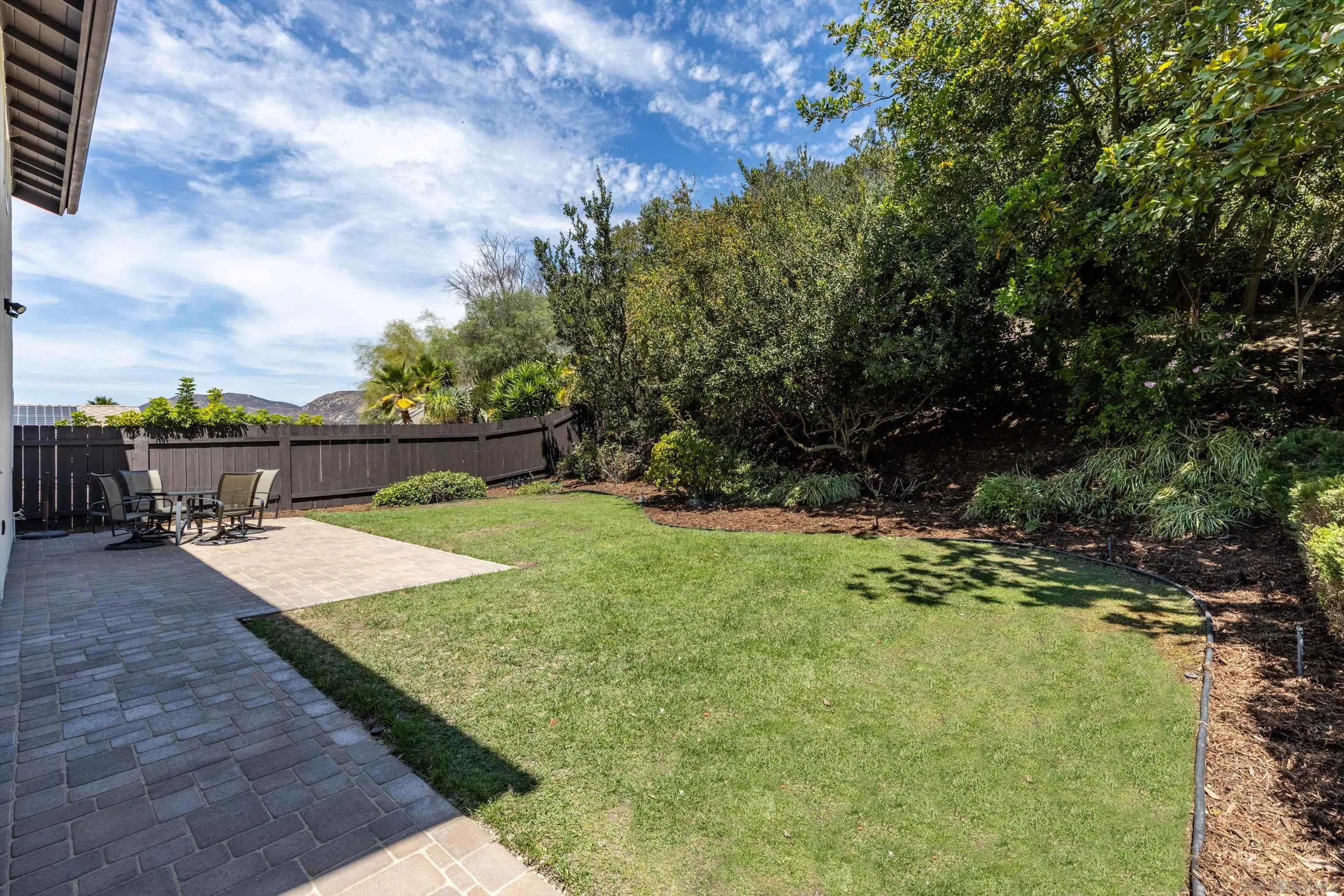 https://cdn.realtyfeed.com/cdn/127/260020308/68eaca29838ee281ae4a823b3081c1a6.webp