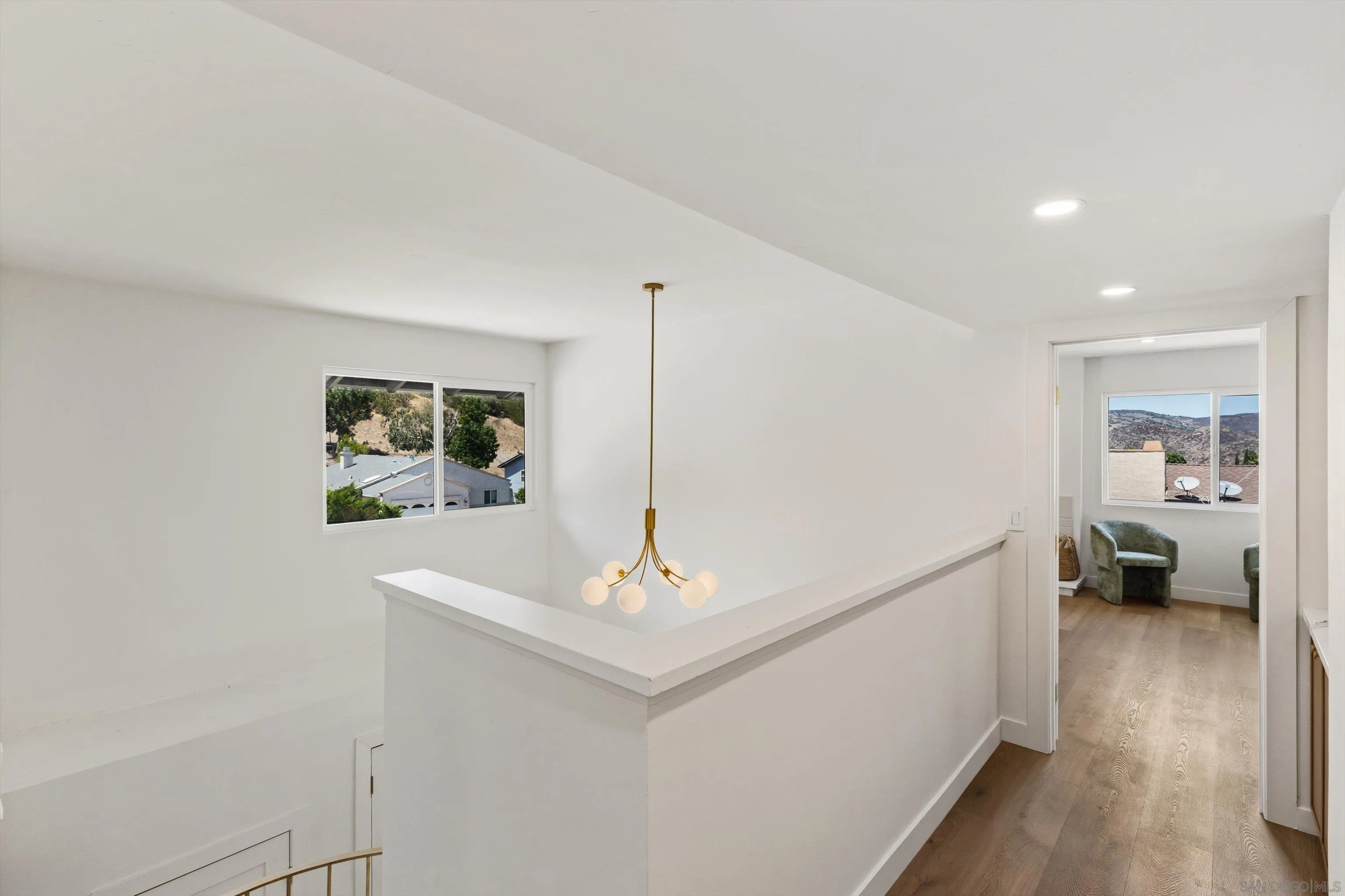 https://cdn.realtyfeed.com/cdn/127/260020308/afb1fd20fbf8b4fe395135a0652d49e8.webp