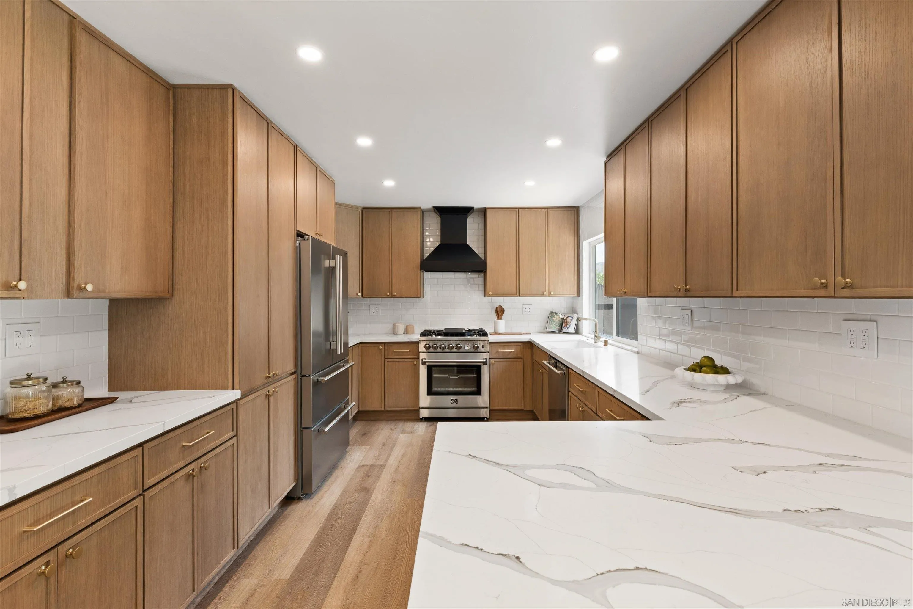 https://cdn.realtyfeed.com/cdn/127/260020308/bb1cde35c8a939143be62b5e2aa60ff6.webp