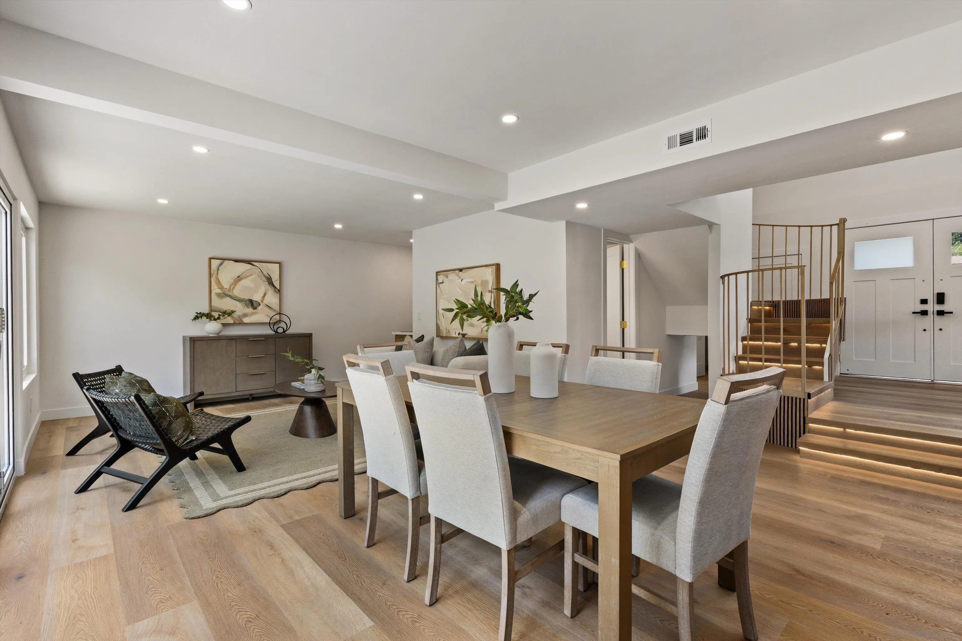 https://cdn.realtyfeed.com/cdn/127/260020308/d208898a47f21e42a5dcfa5df168483f.webp