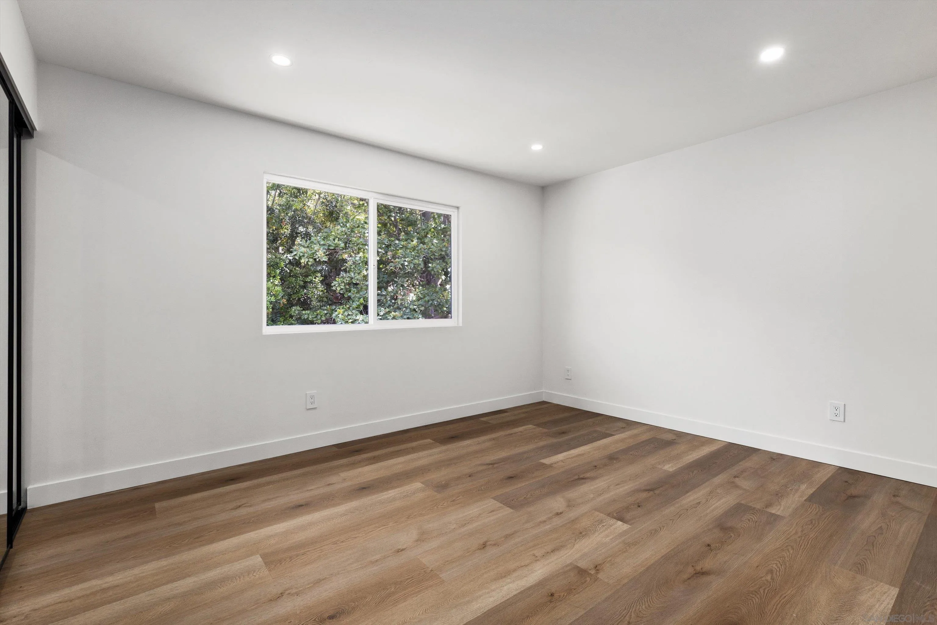 https://cdn.realtyfeed.com/cdn/127/260020308/ede5bcfb29c1f1e1396dcc47bedff3b8.webp