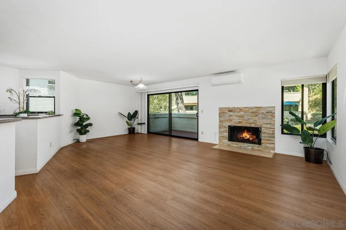 Photo #9: 260020311 Listing: Photo #9