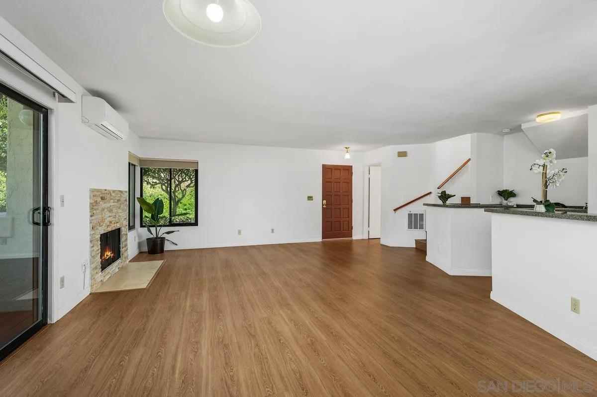 Photo #10: 260020311 Listing: Photo #10