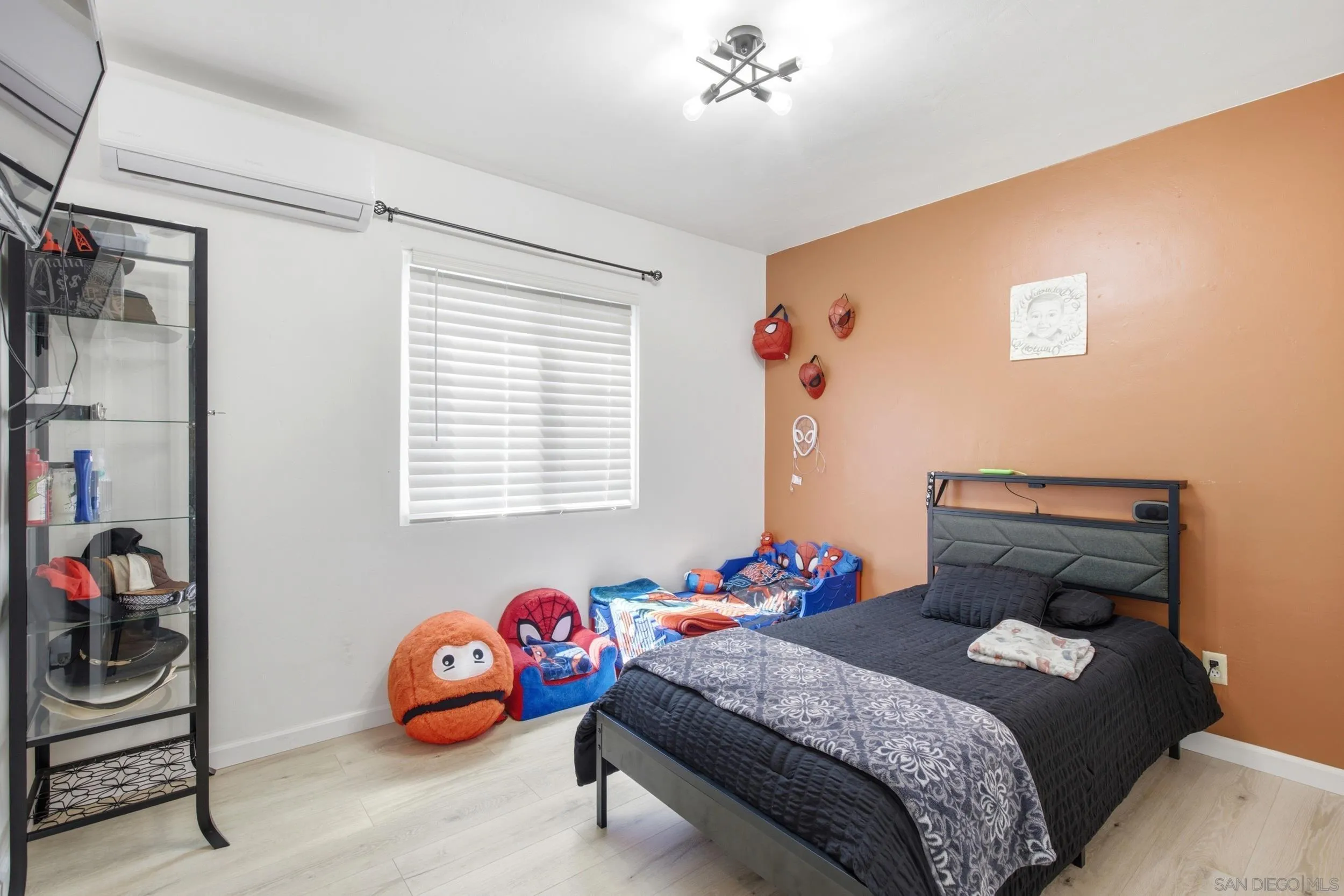 https://cdn.realtyfeed.com/cdn/127/260020315/cf8de78fdbbfeaafbc2d6d55d5fb0823.webp