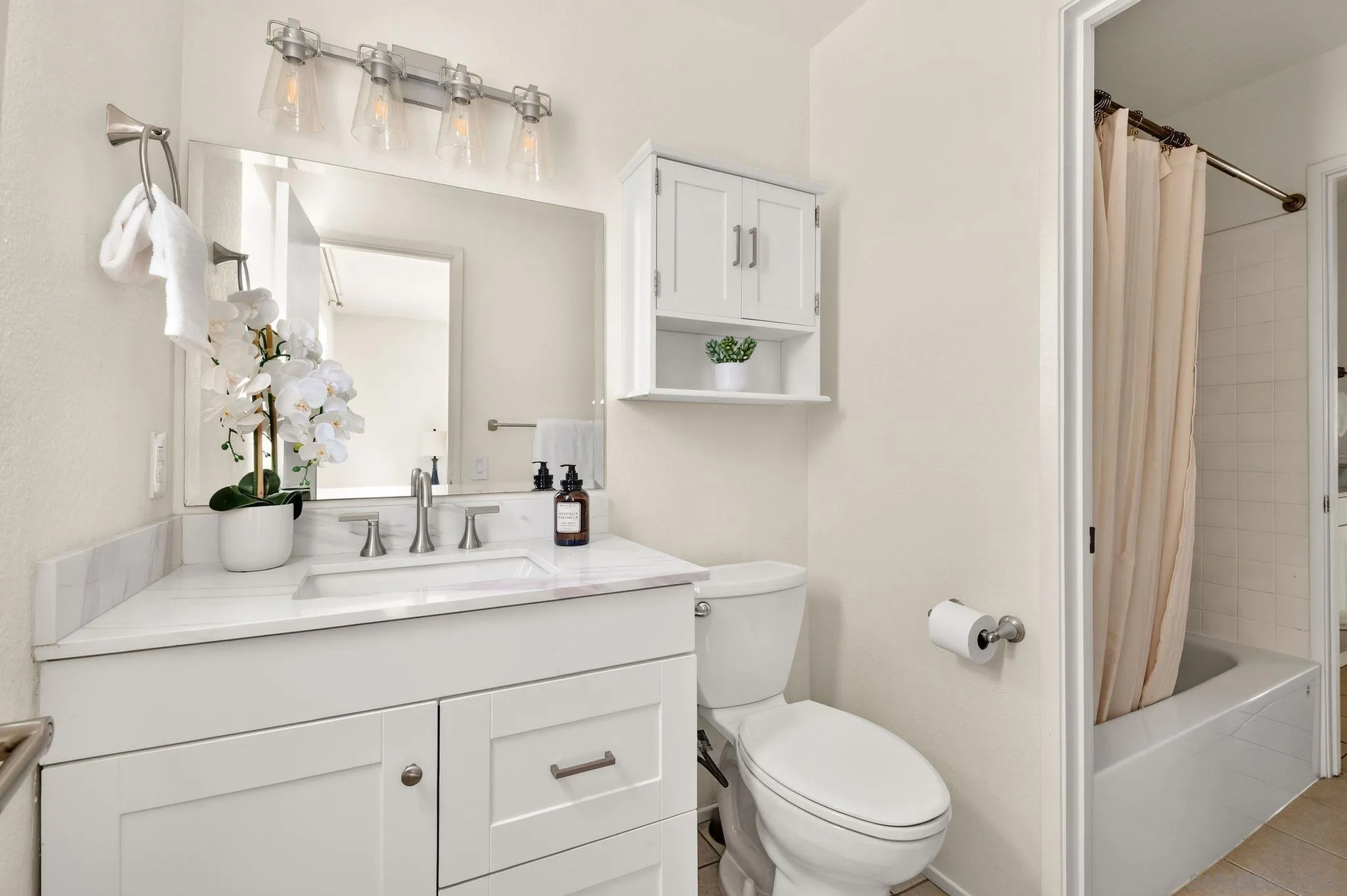 Photo #13: 260020316 Listing: Photo #13