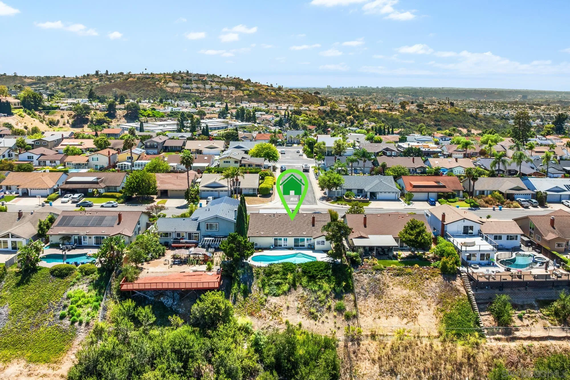 https://cdn.realtyfeed.com/cdn/127/260020320/a297bda2bc1345bd1e80fbd0602c053b.webp