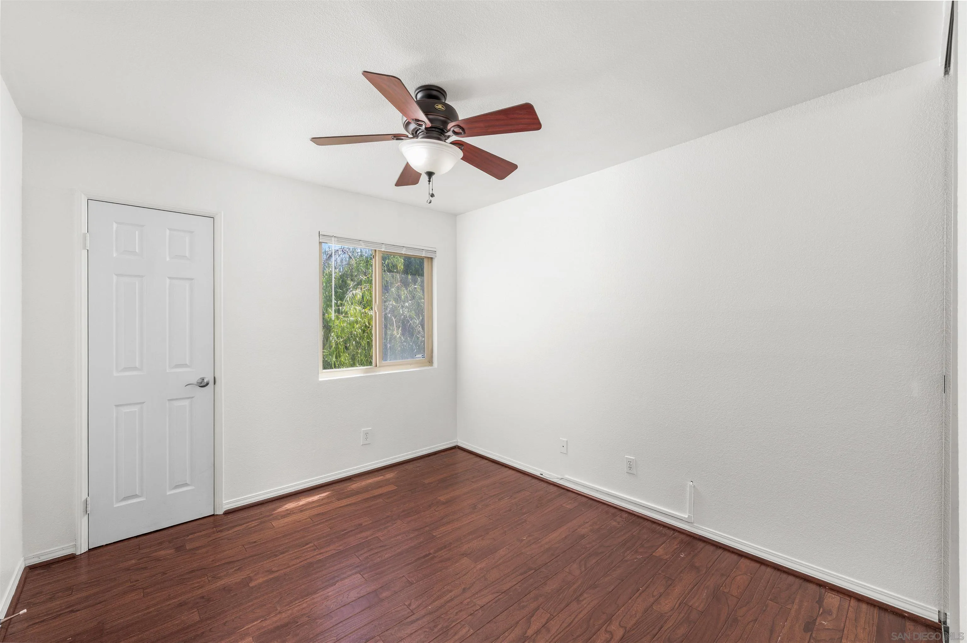Photo #13: 260020323 Listing: Photo #13
