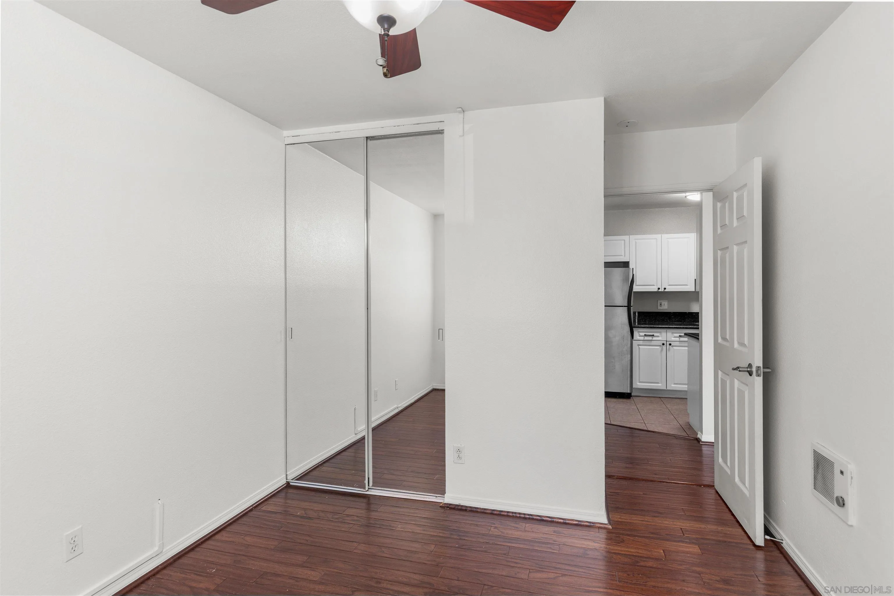 Photo #14: 260020323 Listing: Photo #14