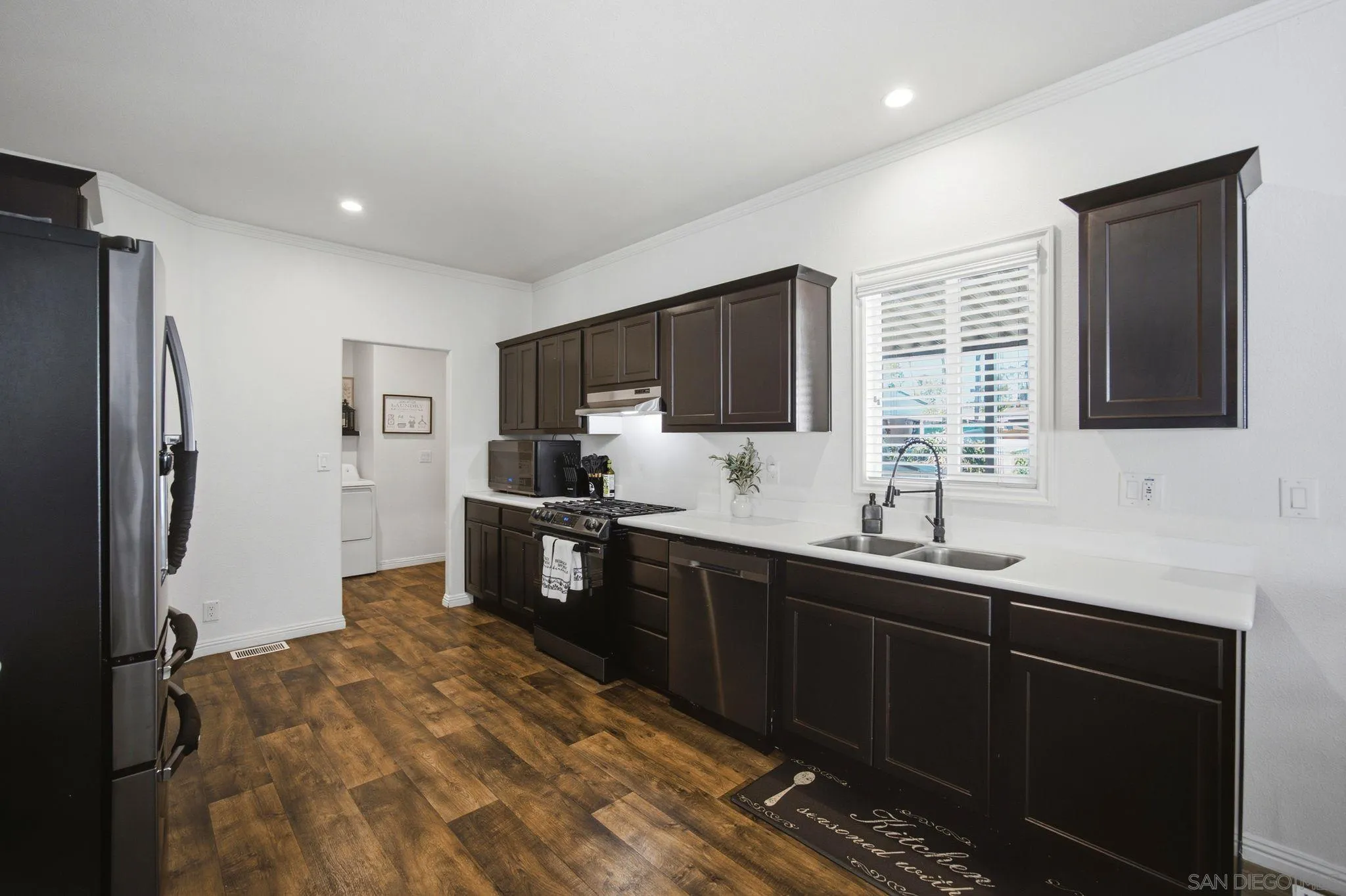 https://cdn.realtyfeed.com/cdn/127/260020324/2409d125ef8c093c3f3daf6d6e19c133.webp