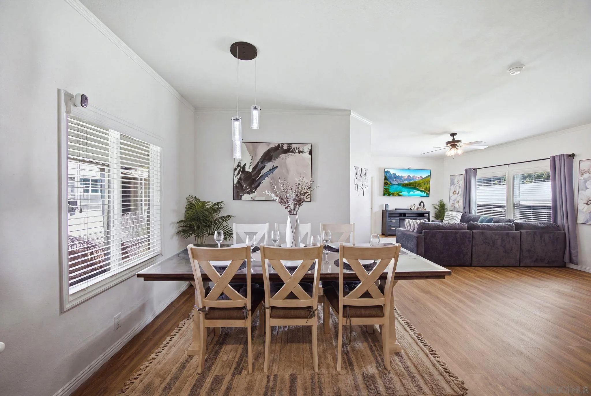 https://cdn.realtyfeed.com/cdn/127/260020324/4871cc3d7013e9821a60d4c39cf258e2.webp