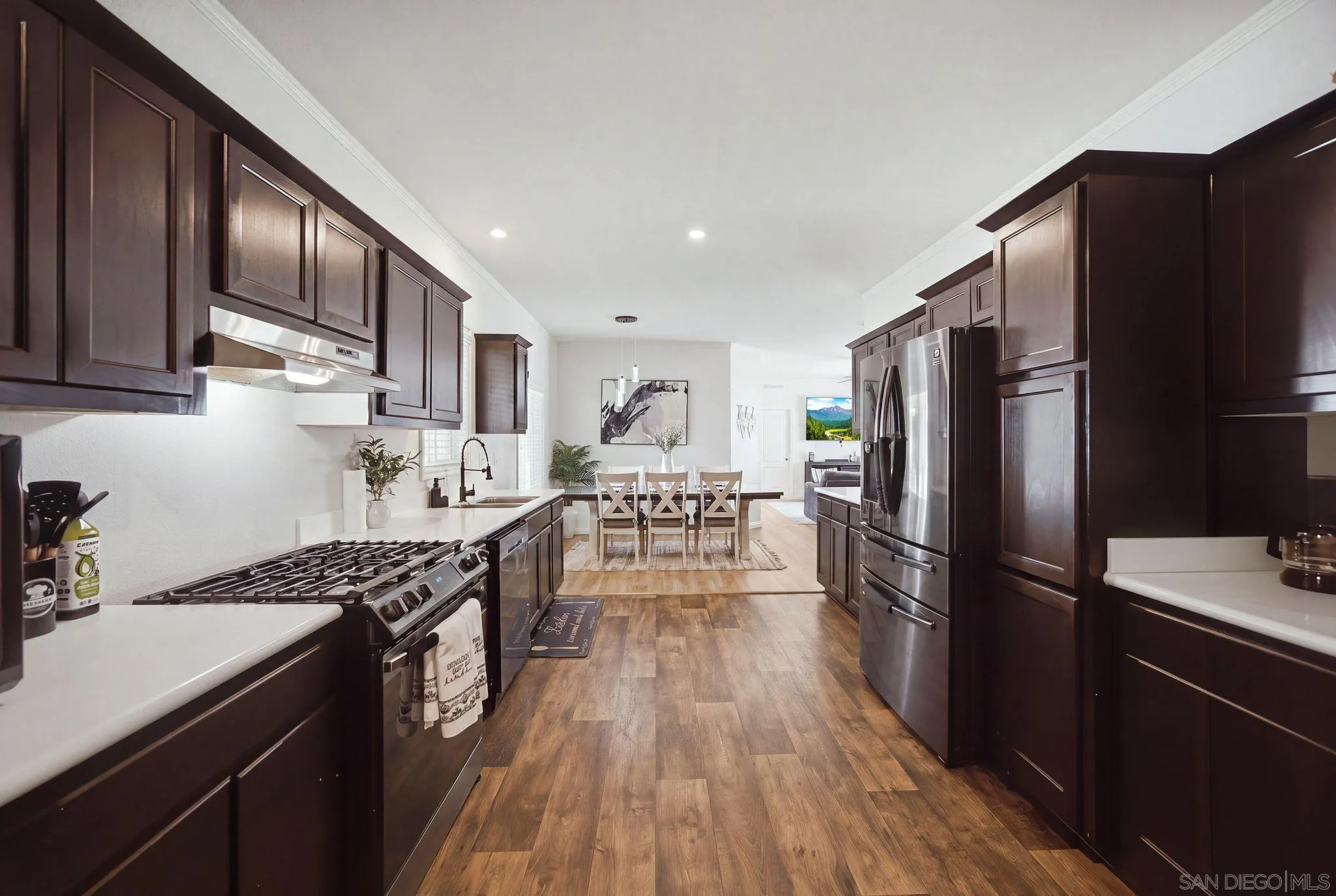 https://cdn.realtyfeed.com/cdn/127/260020324/71c91dd60e9e8015ae37ef9f905b07dc.webp
