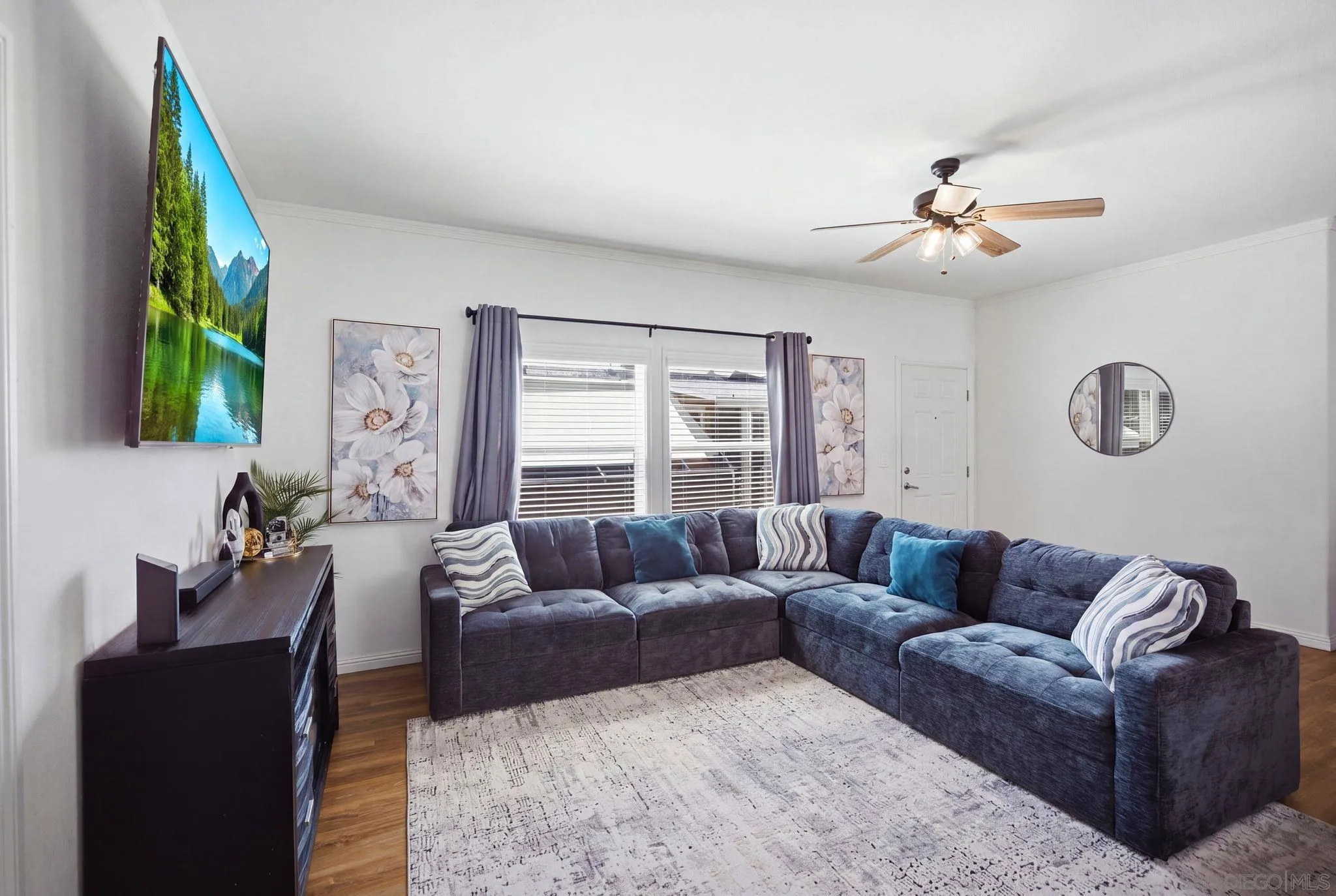 https://cdn.realtyfeed.com/cdn/127/260020324/f2e654f9395ead73b68ada5b668ccc6d.webp
